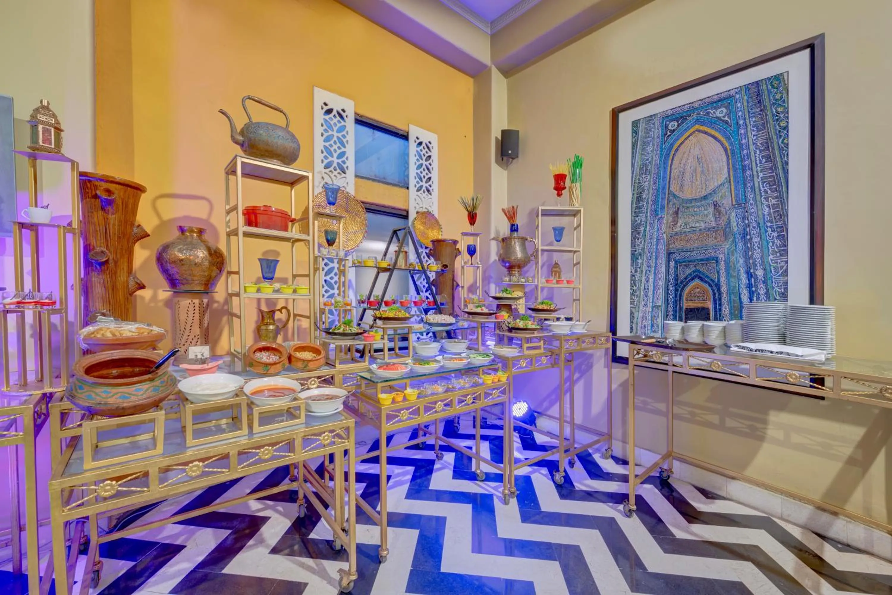 Restaurant/places to eat in Pearl Continental Hotel, Rawalpindi