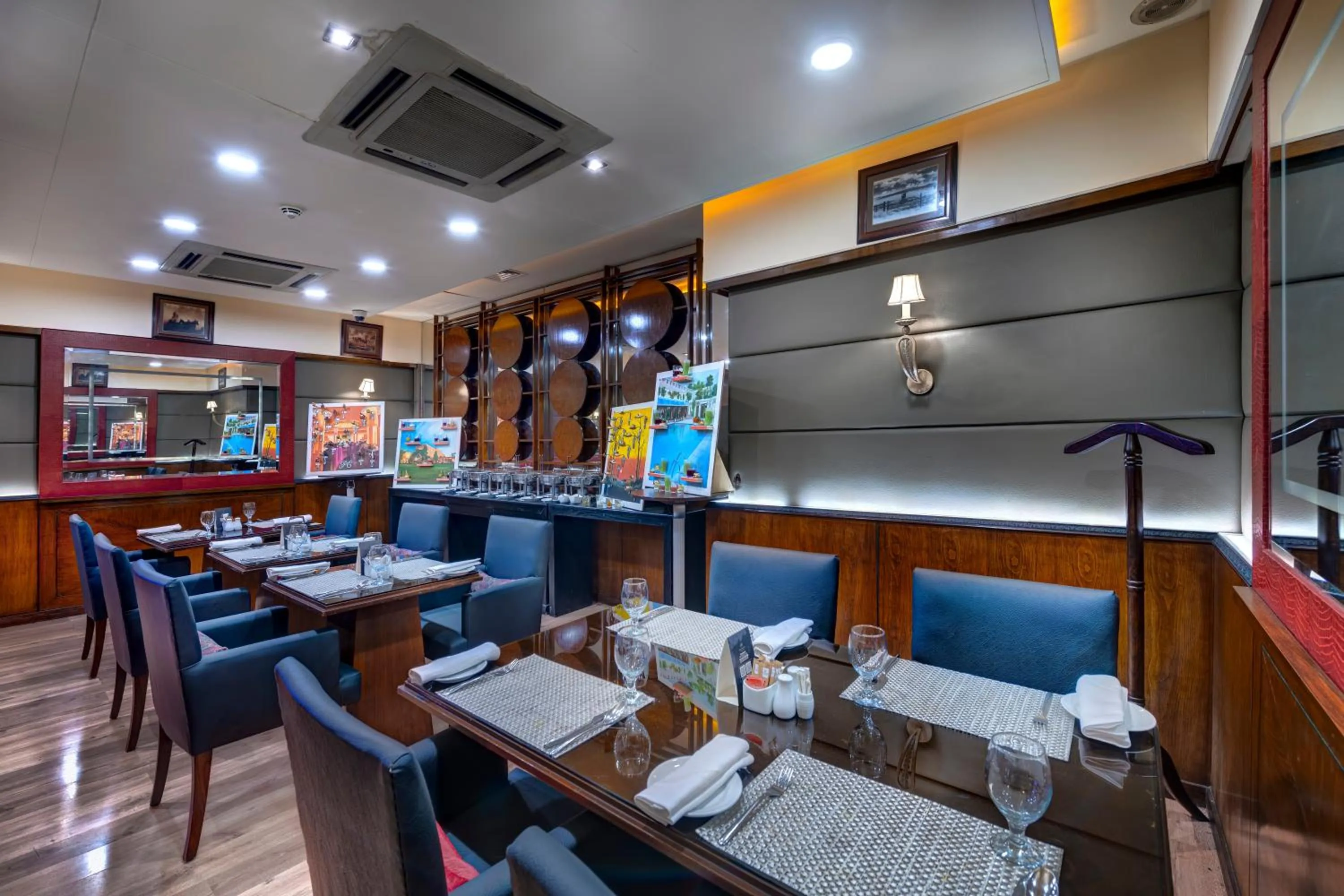 Restaurant/places to eat in Pearl Continental Hotel, Rawalpindi