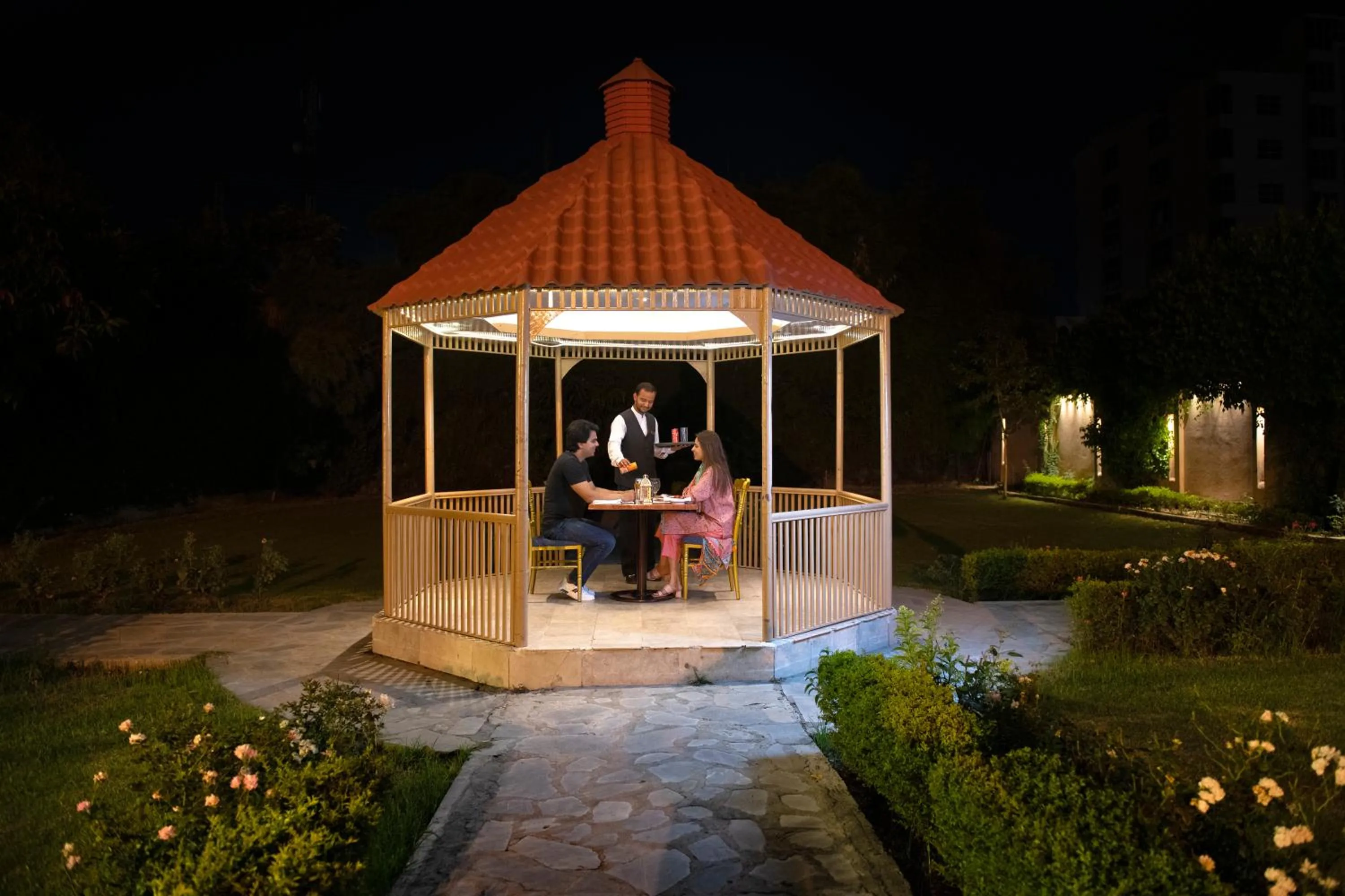 Dinner in Pearl Continental Hotel, Rawalpindi