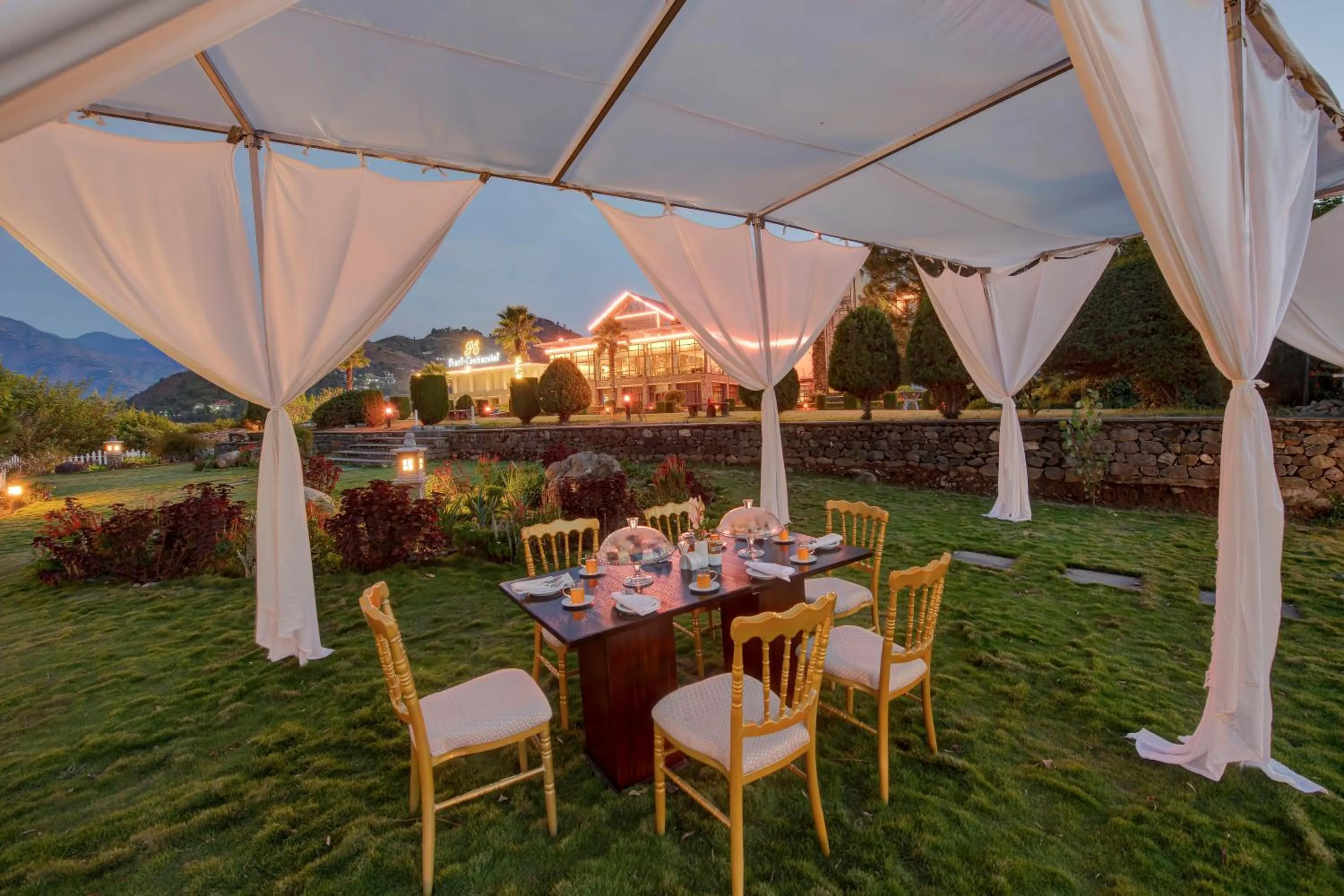 Garden in Pearl Continental Hotel, Muzaffarabad