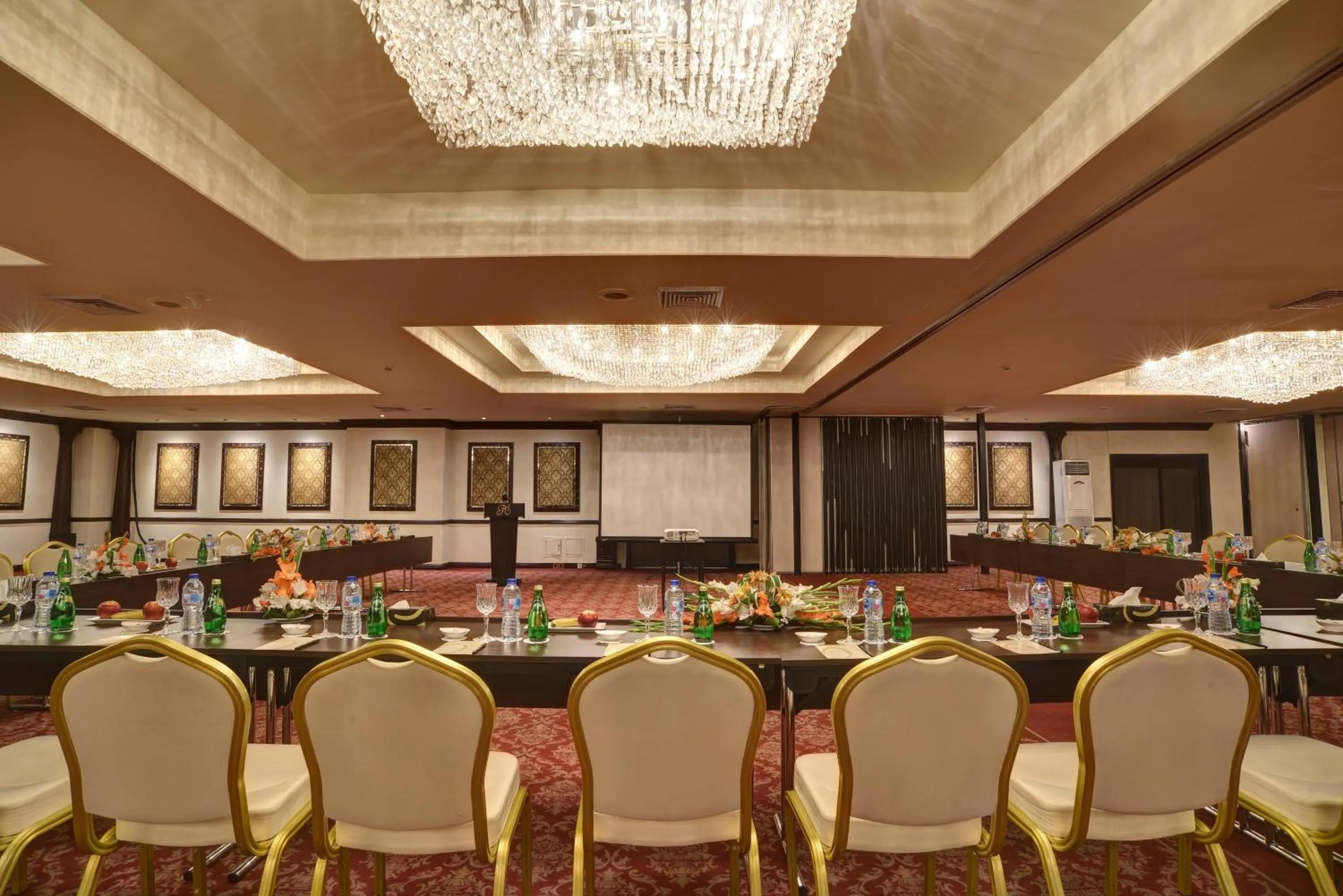 Meeting/conference room in Pearl Continental Hotel, Lahore