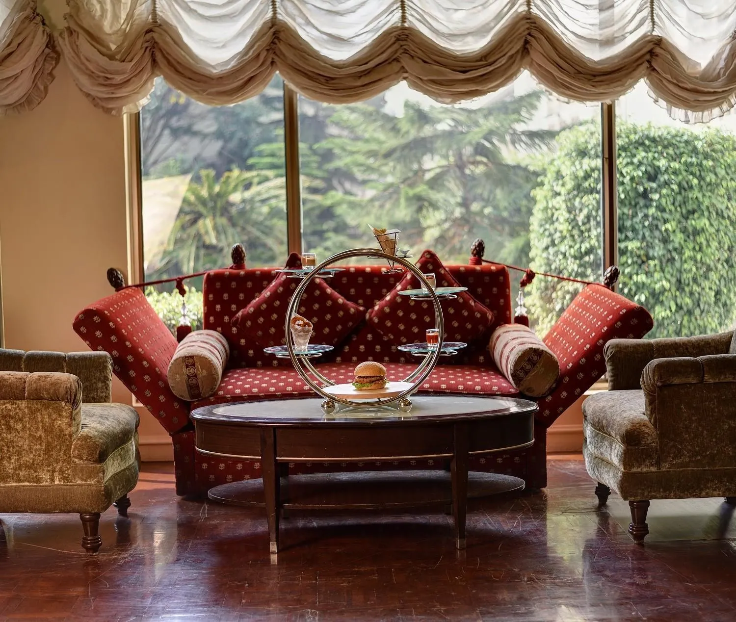 Seating area in Pearl Continental Hotel, Lahore