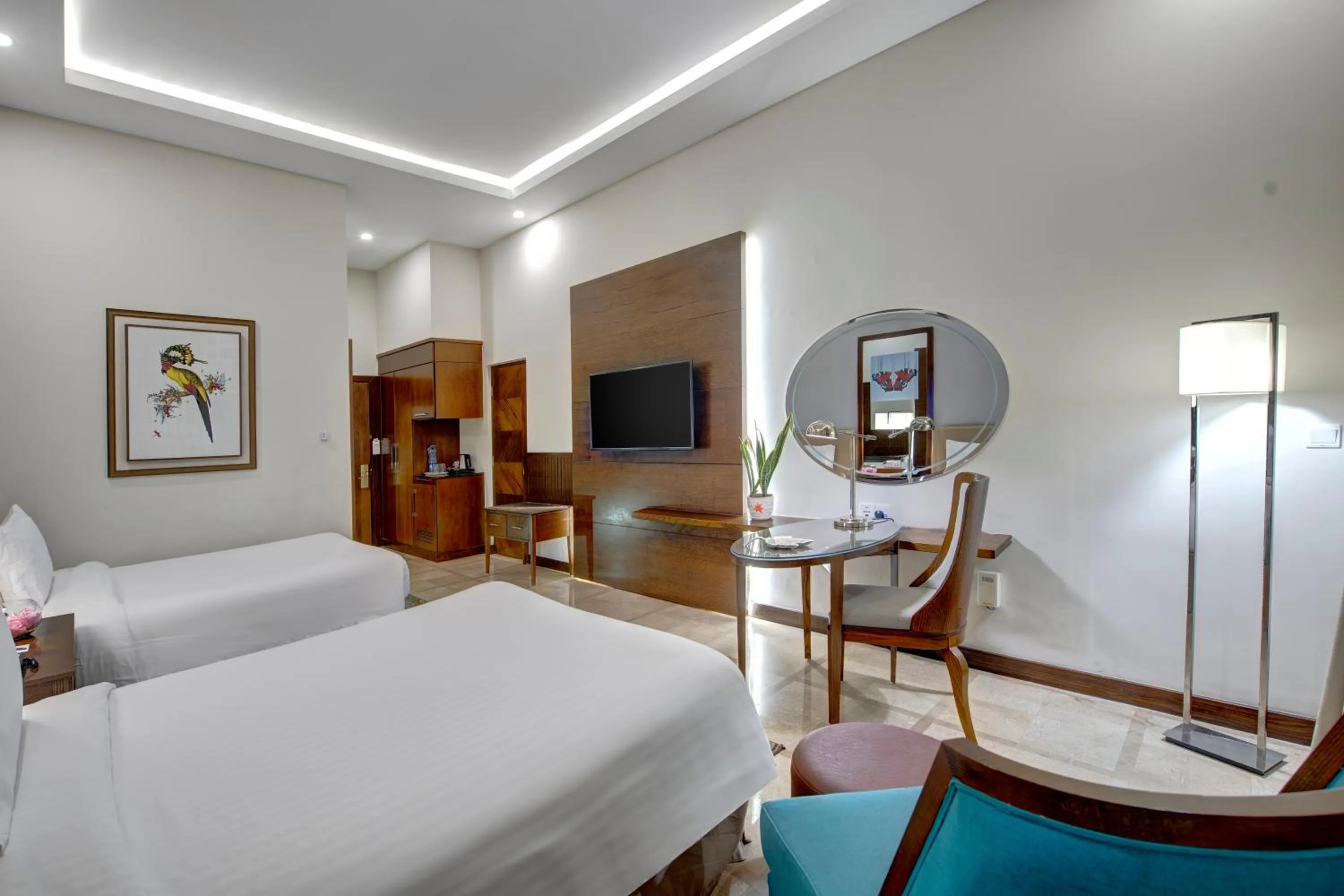 Bedroom, Bed in Pearl Continental Hotel, Bhurban