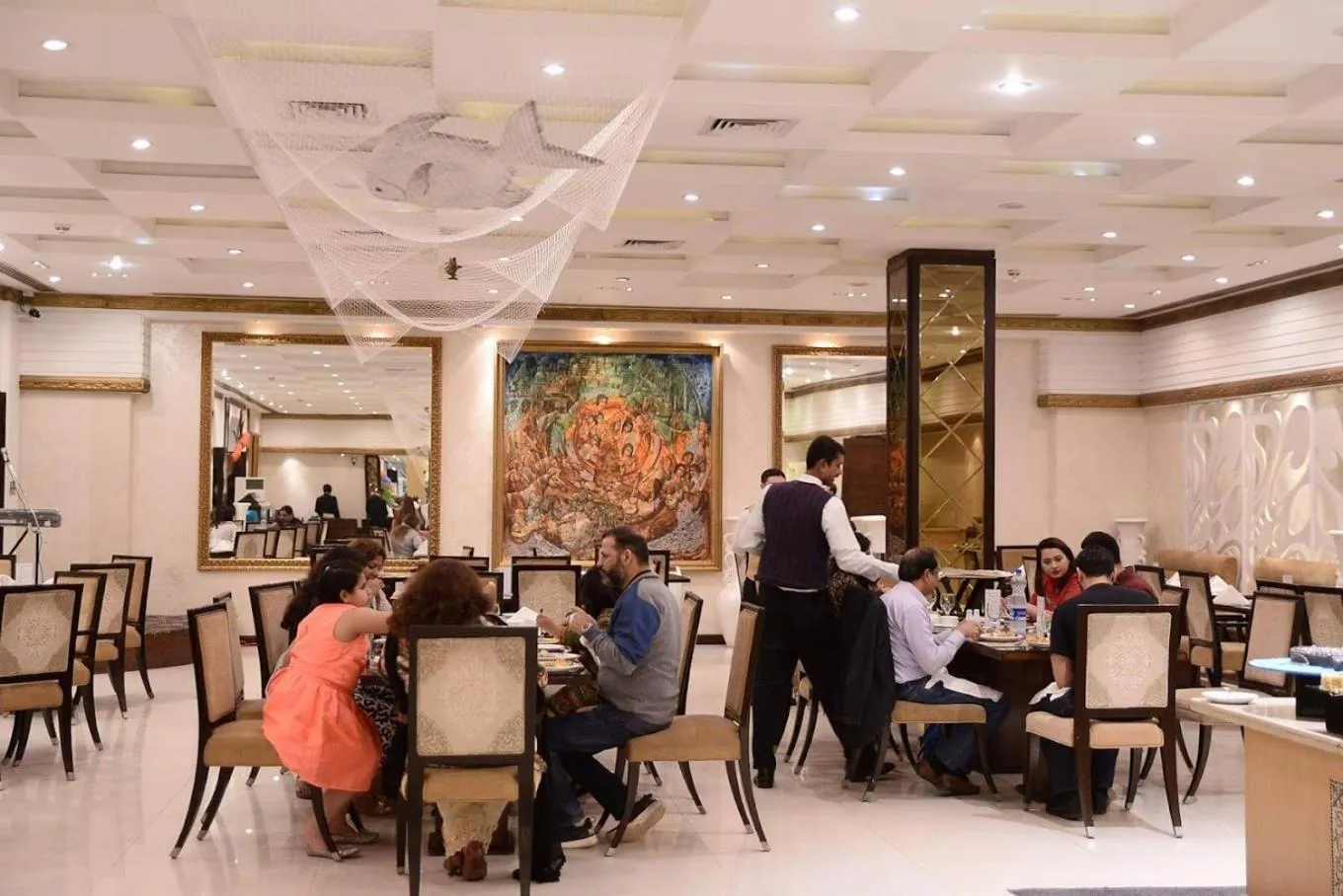 Restaurant/places to eat in Pearl Continental Hotel, Karachi