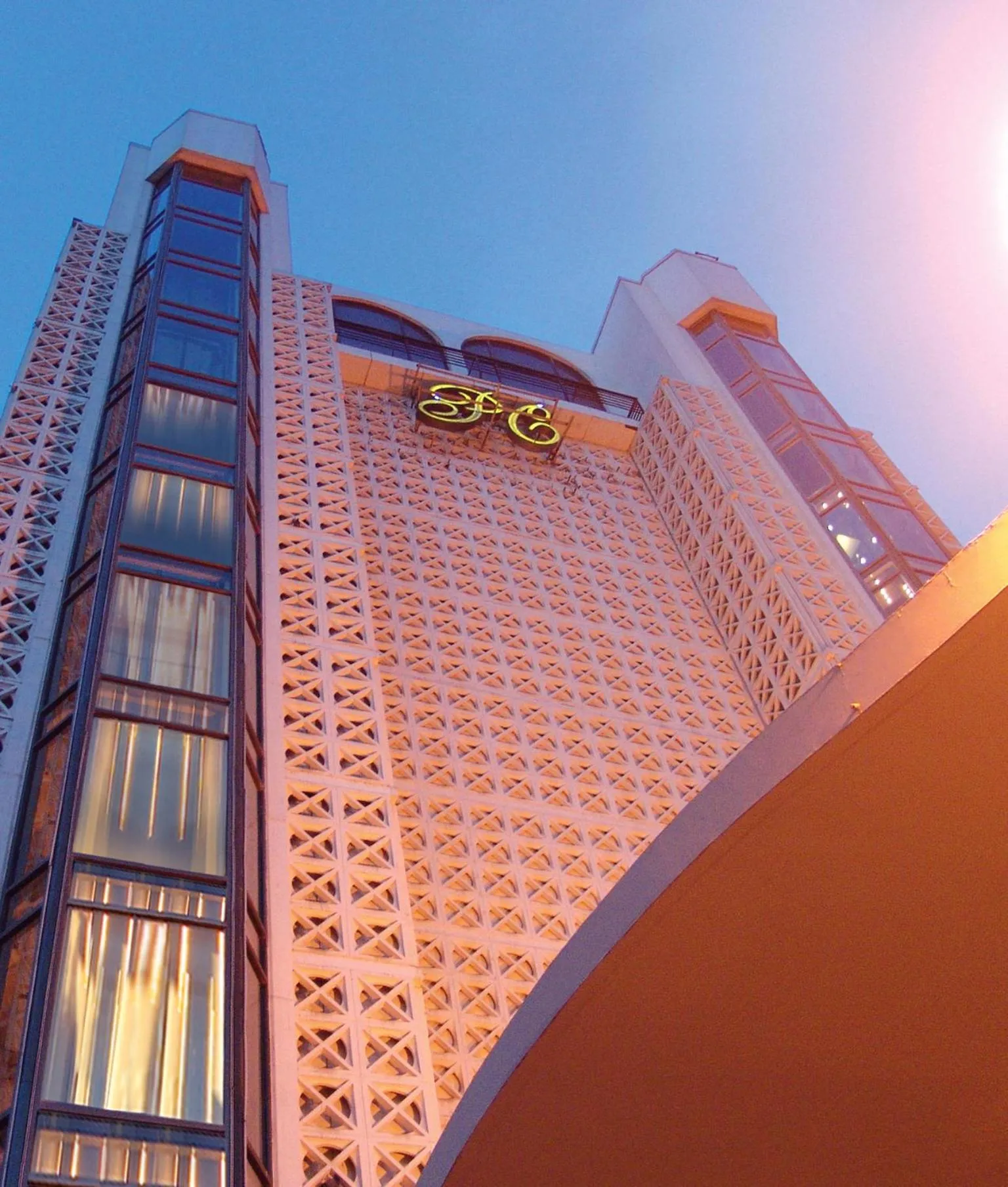 Facade/entrance in Pearl Continental Hotel, Karachi