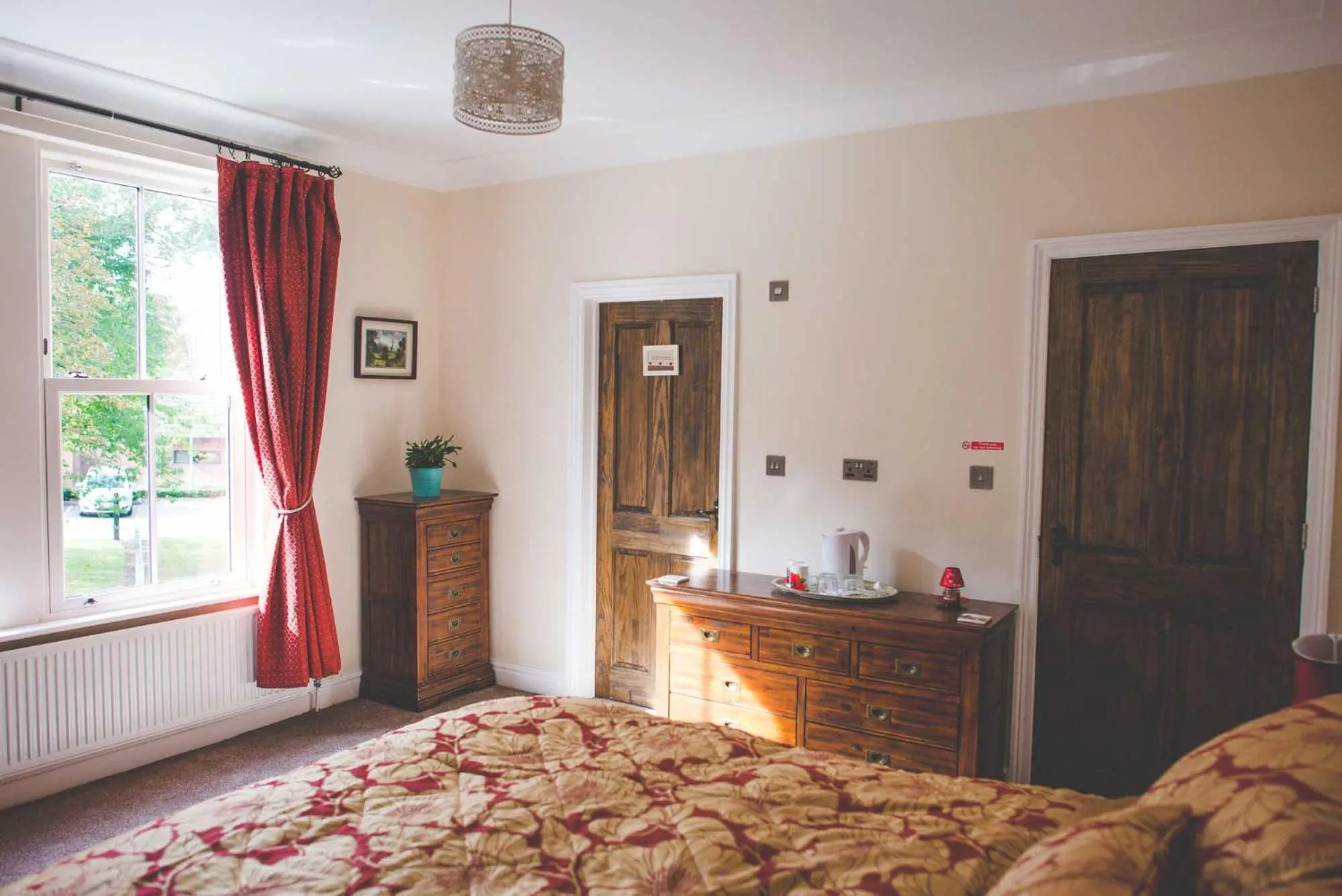 Bed in Glencoe Villa Guesthouse