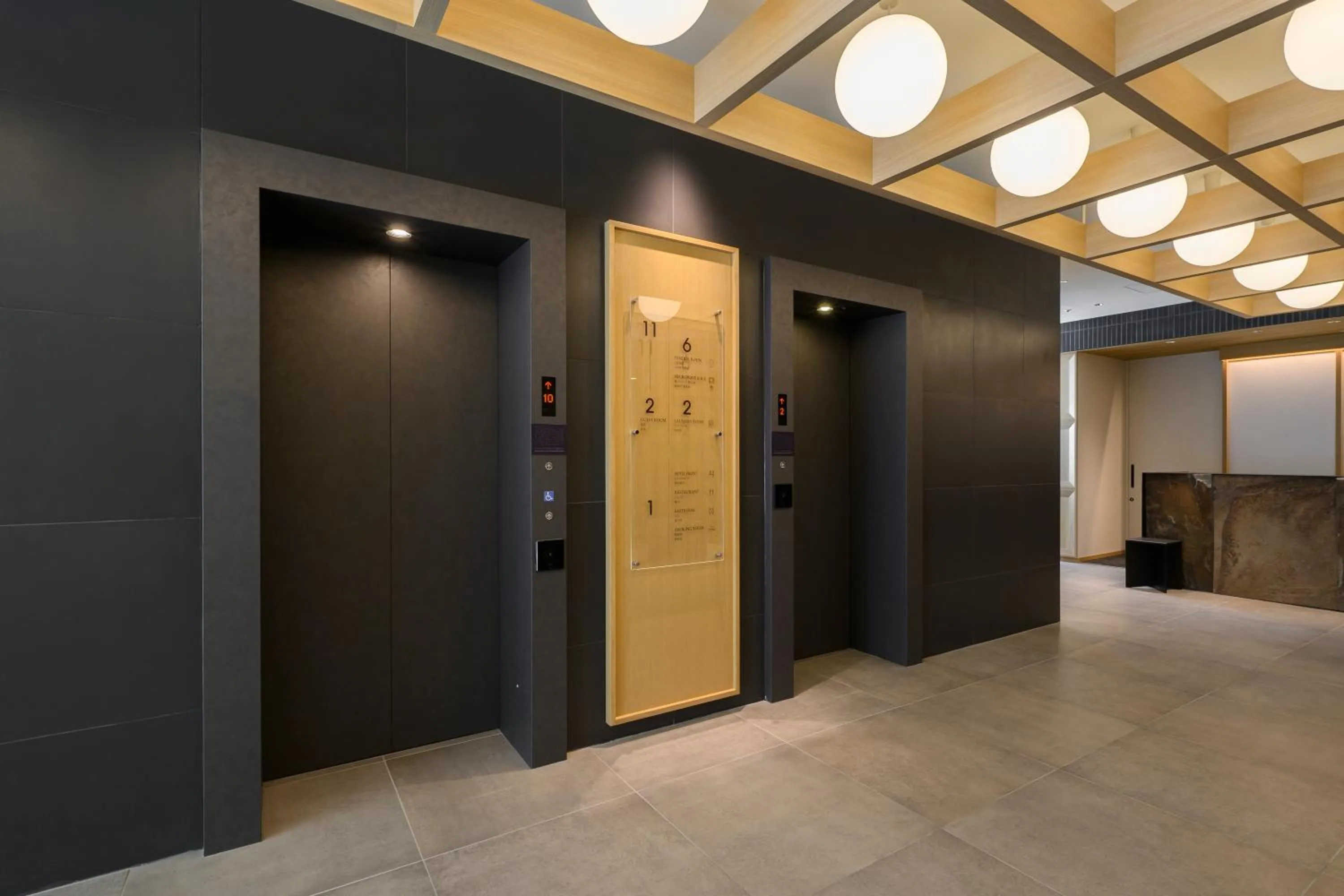 elevator in Richmond Hotel Asakusa