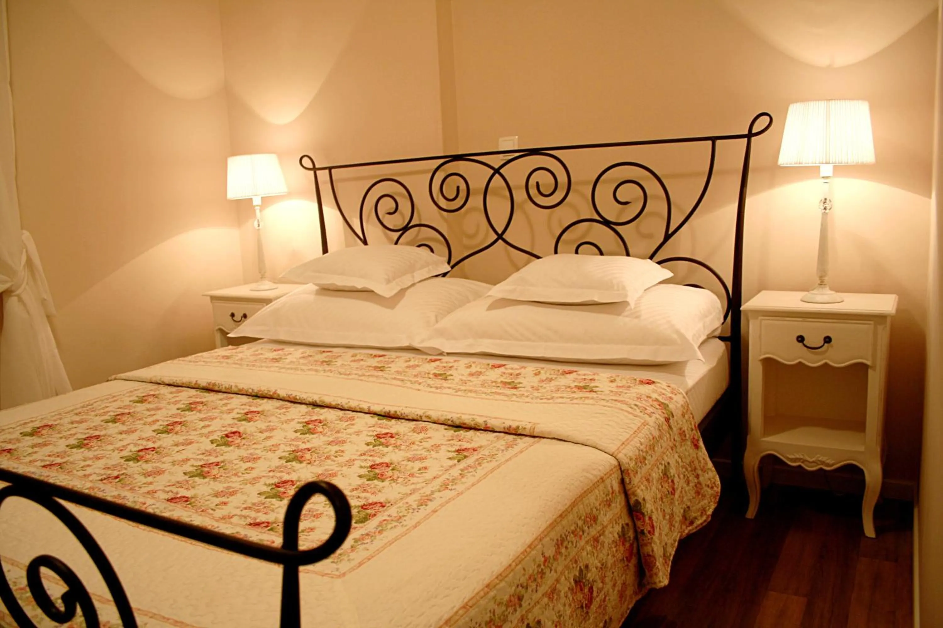 Bed in Banica Apartments & Rooms