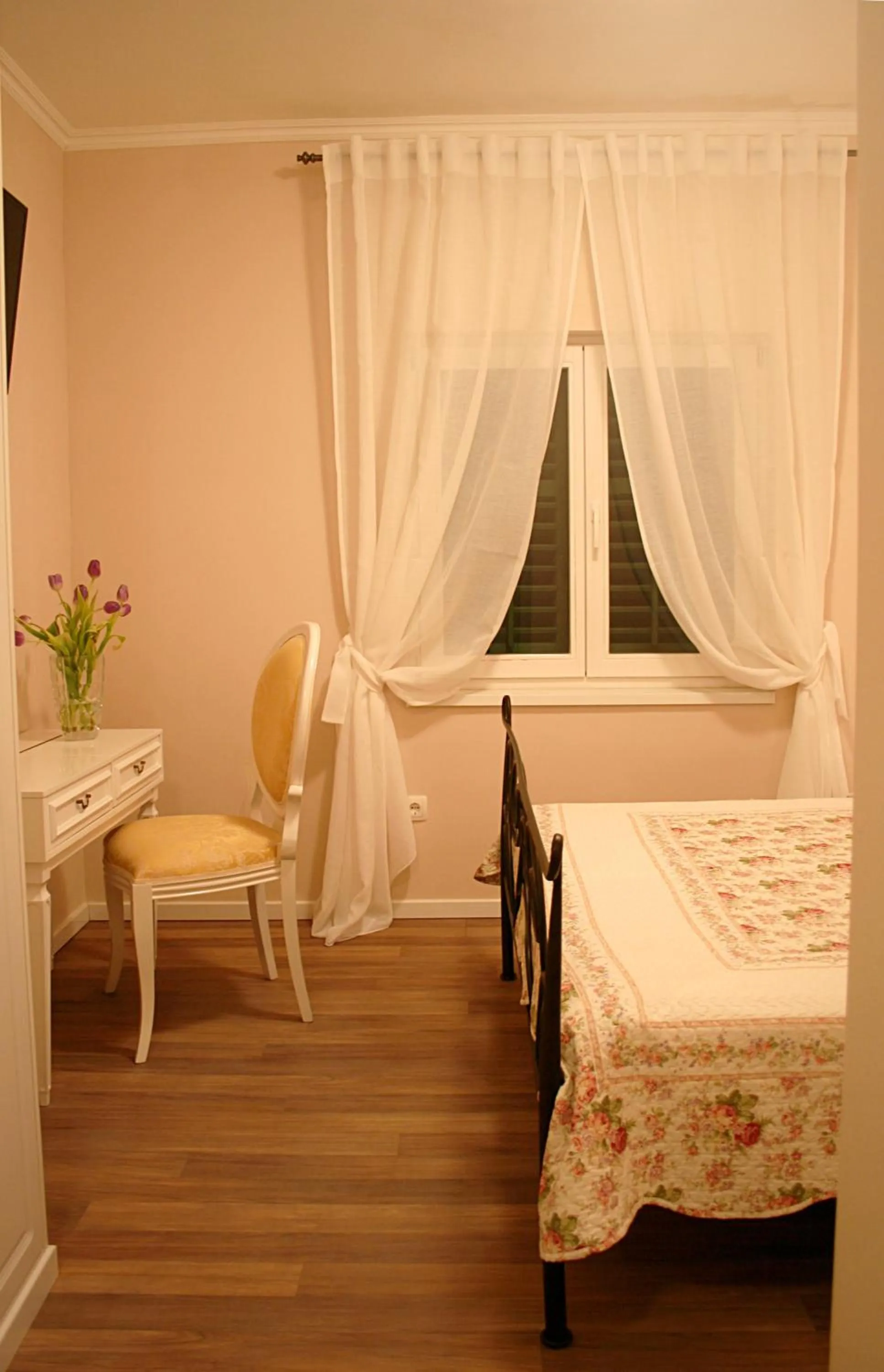 Bed in Banica Apartments & Rooms