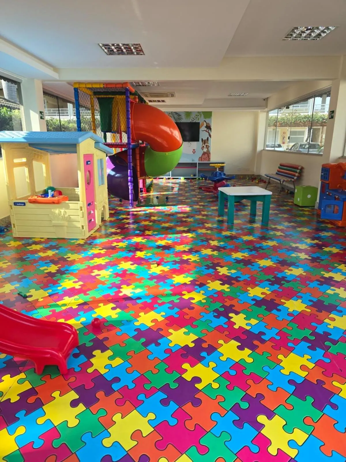 MOISES IMOVEIS Lacquas diROMA 10PESSOAS CALDAS NOVAS