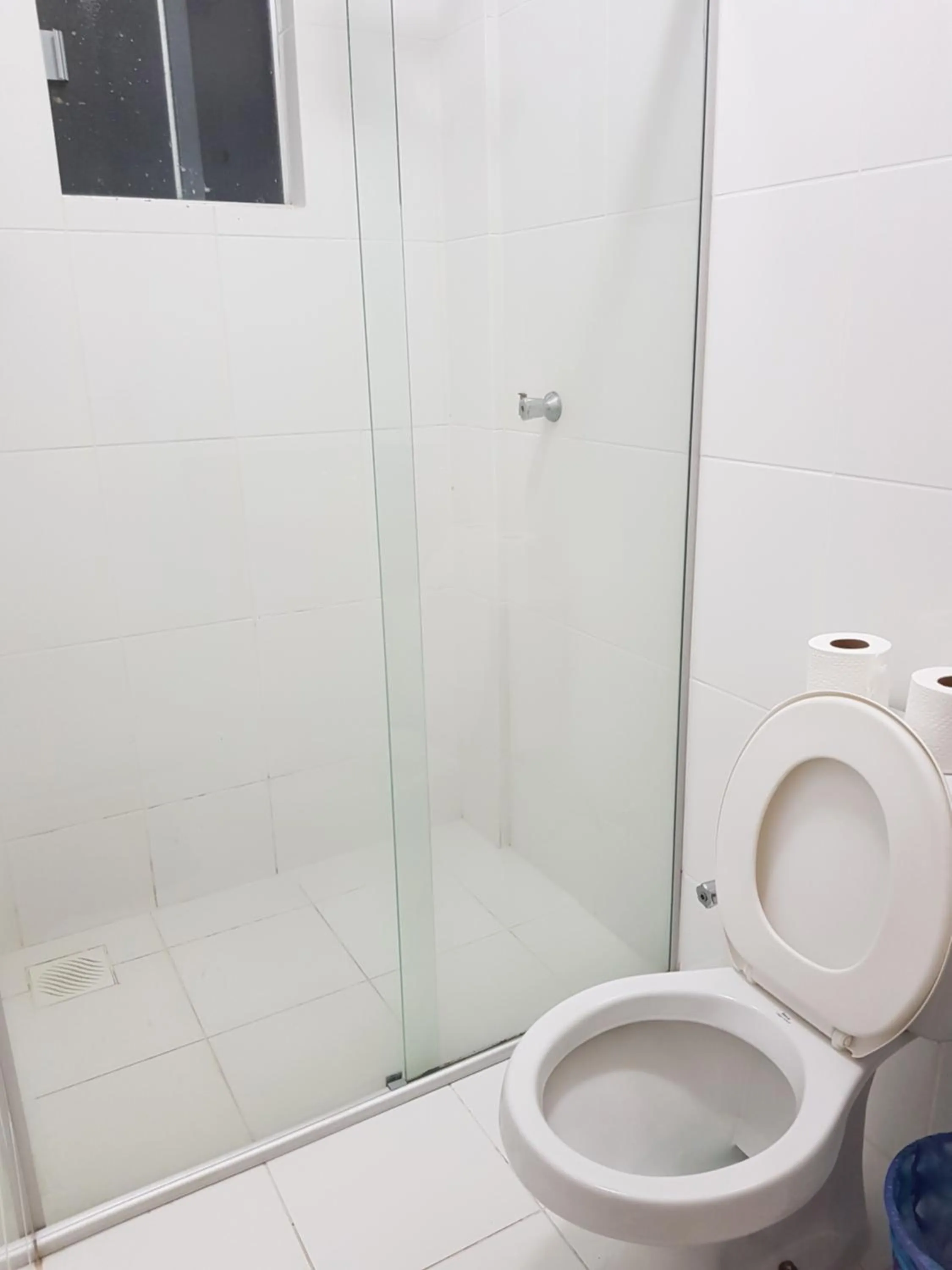 MOISES IMOVEIS Lacquas diROMA 10PESSOAS CALDAS NOVAS