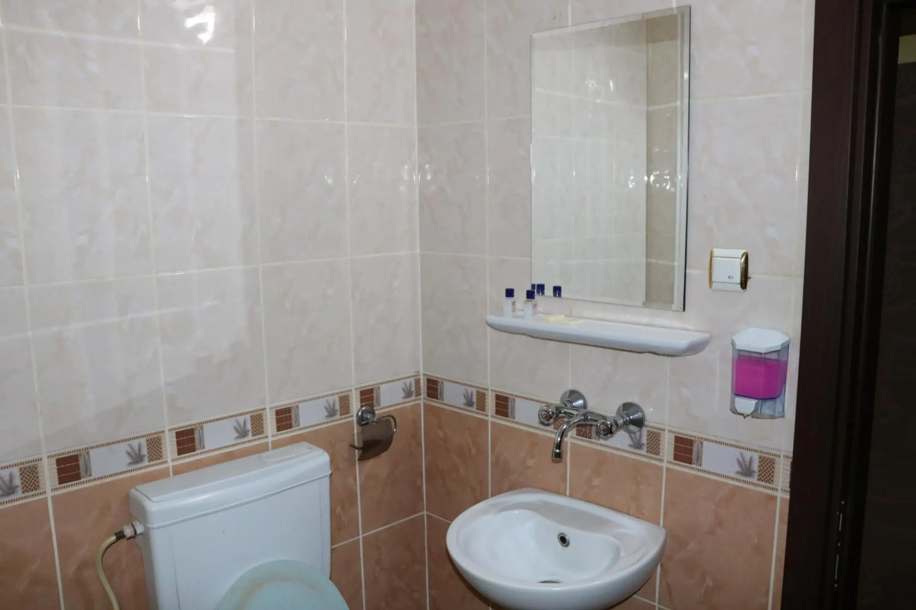 Comfort Double Room in Talaslioglu Hotel Comfort Double Room in Talaslioglu Hotel