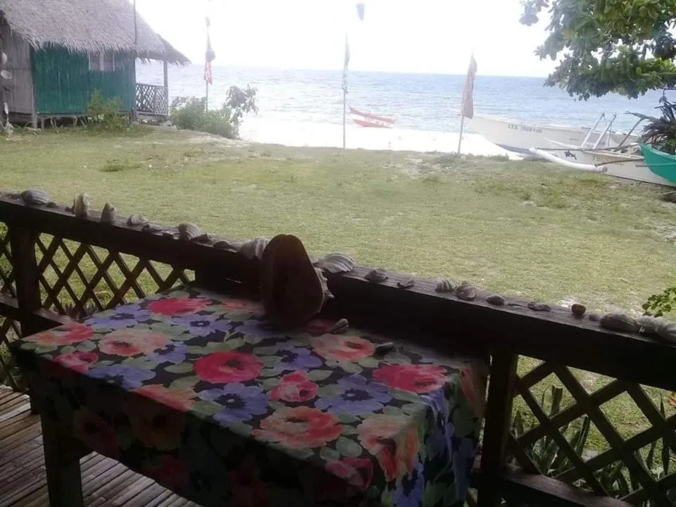 Junior & Nemesia's Cottages