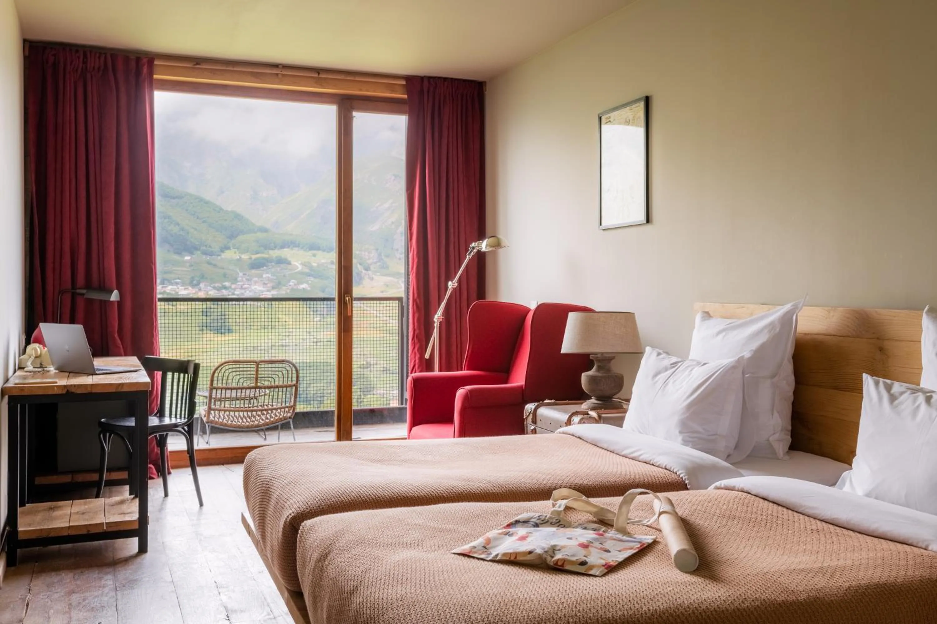 Bed in Rooms Hotel Kazbegi