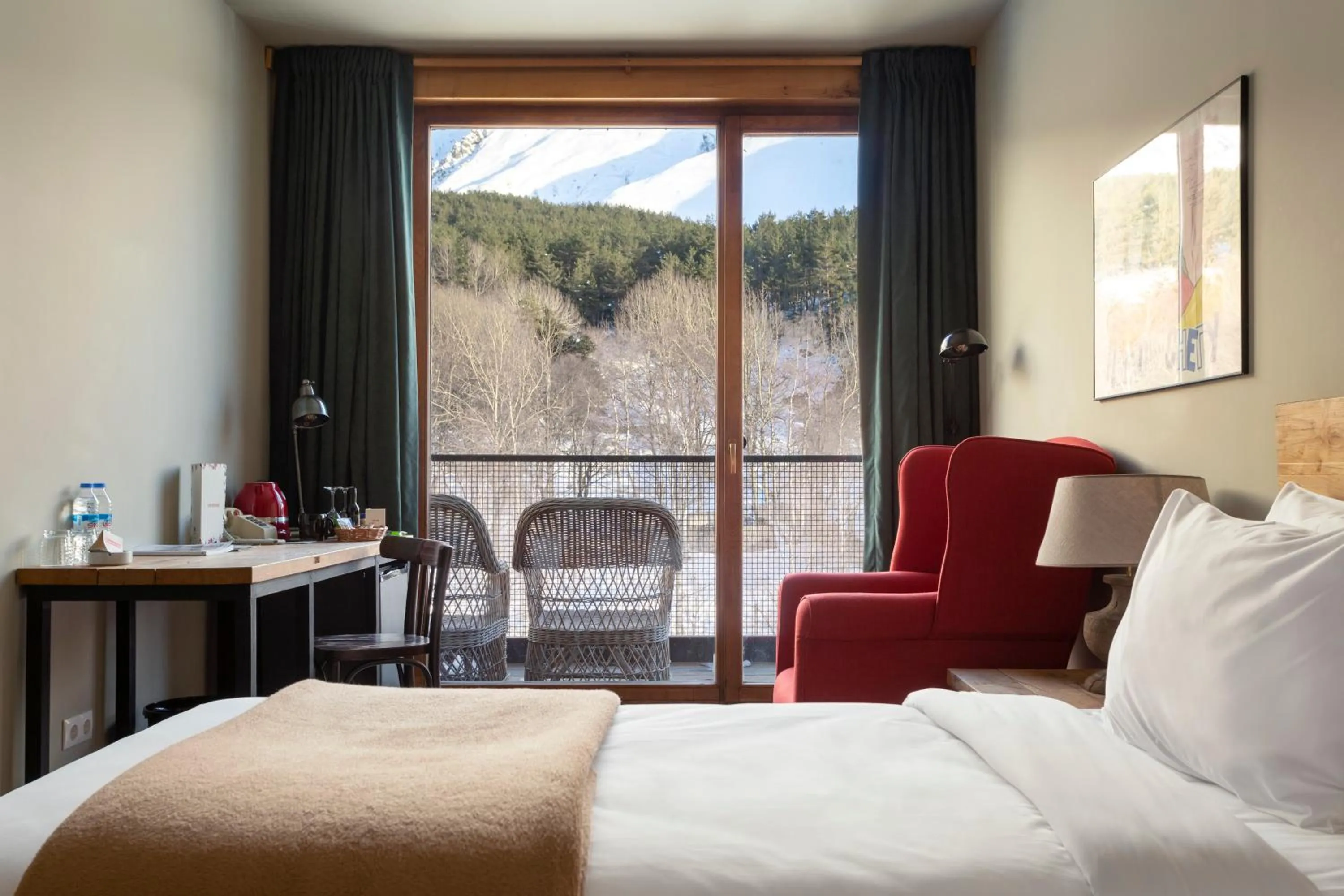 Property building, Bed in Rooms Hotel Kazbegi