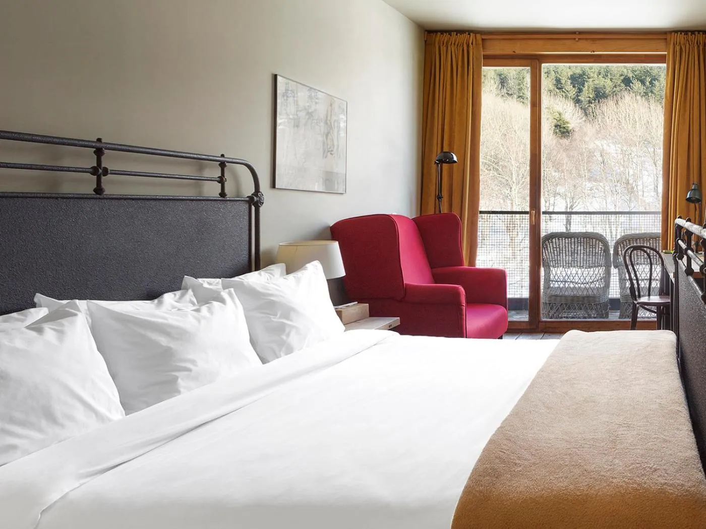 Bed in Rooms Hotel Kazbegi