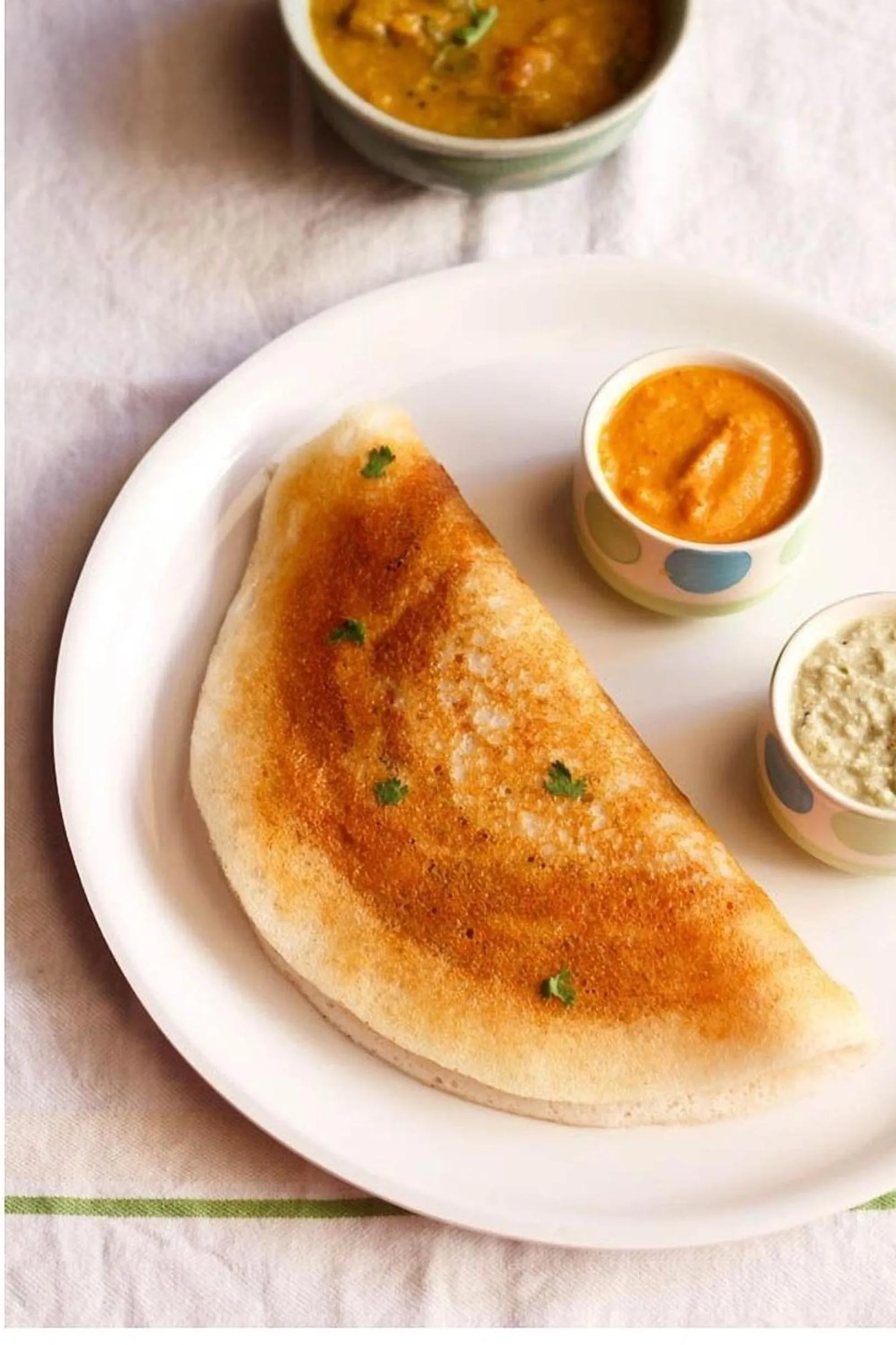 Breakfast in Le Grande Residency -Unmarried Couples are not Allowed