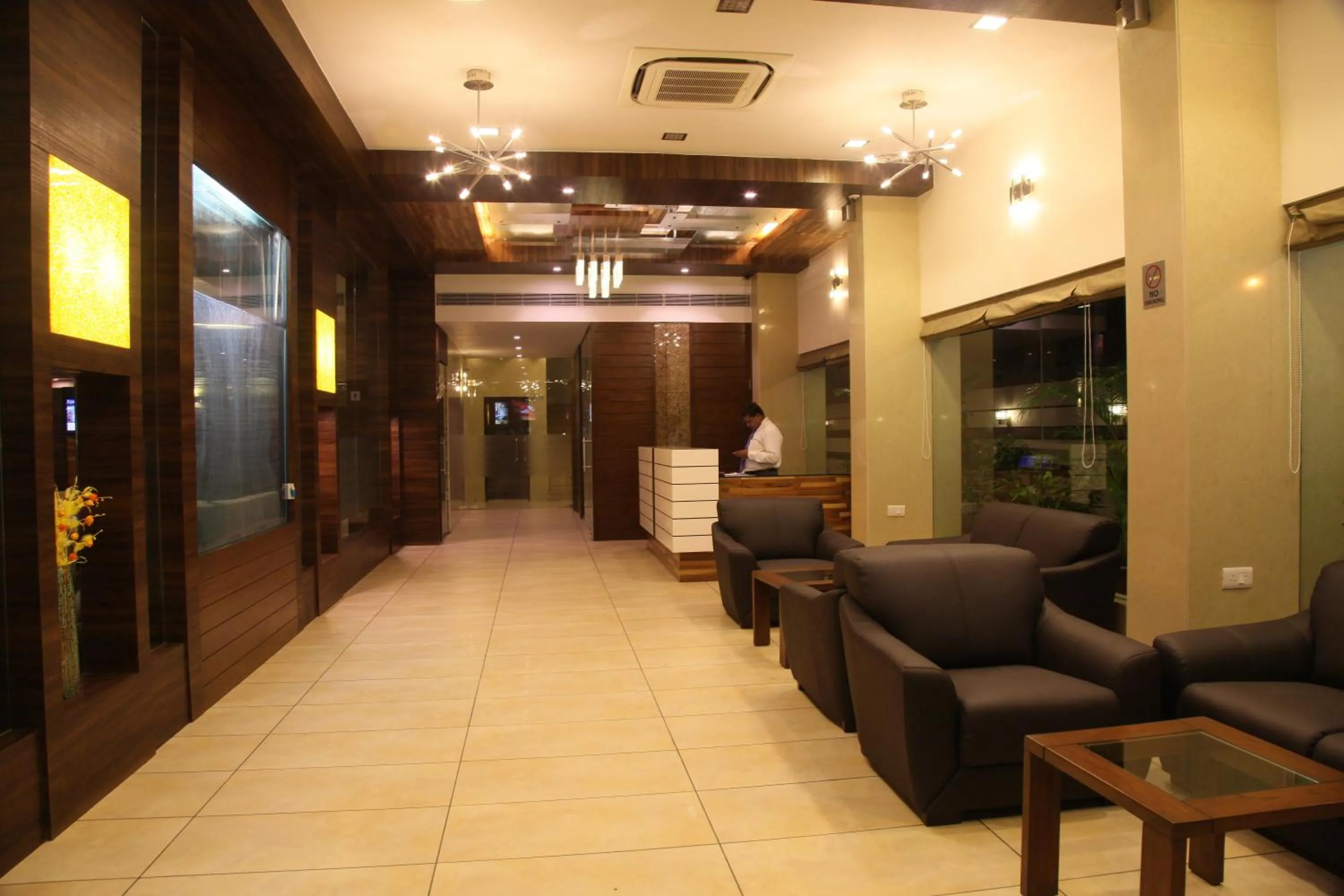 Lobby or reception in Le Grande Residency -Unmarried Couples are not Allowed