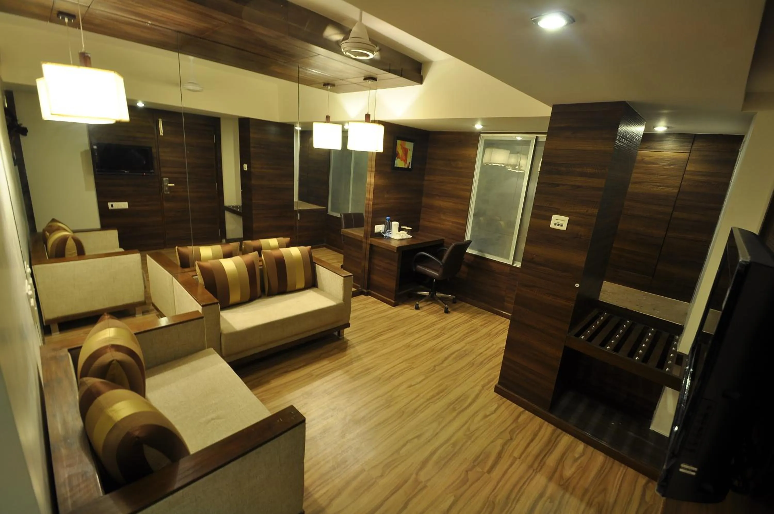 Area and facilities in Le Grande Residency -Unmarried Couples are not Allowed