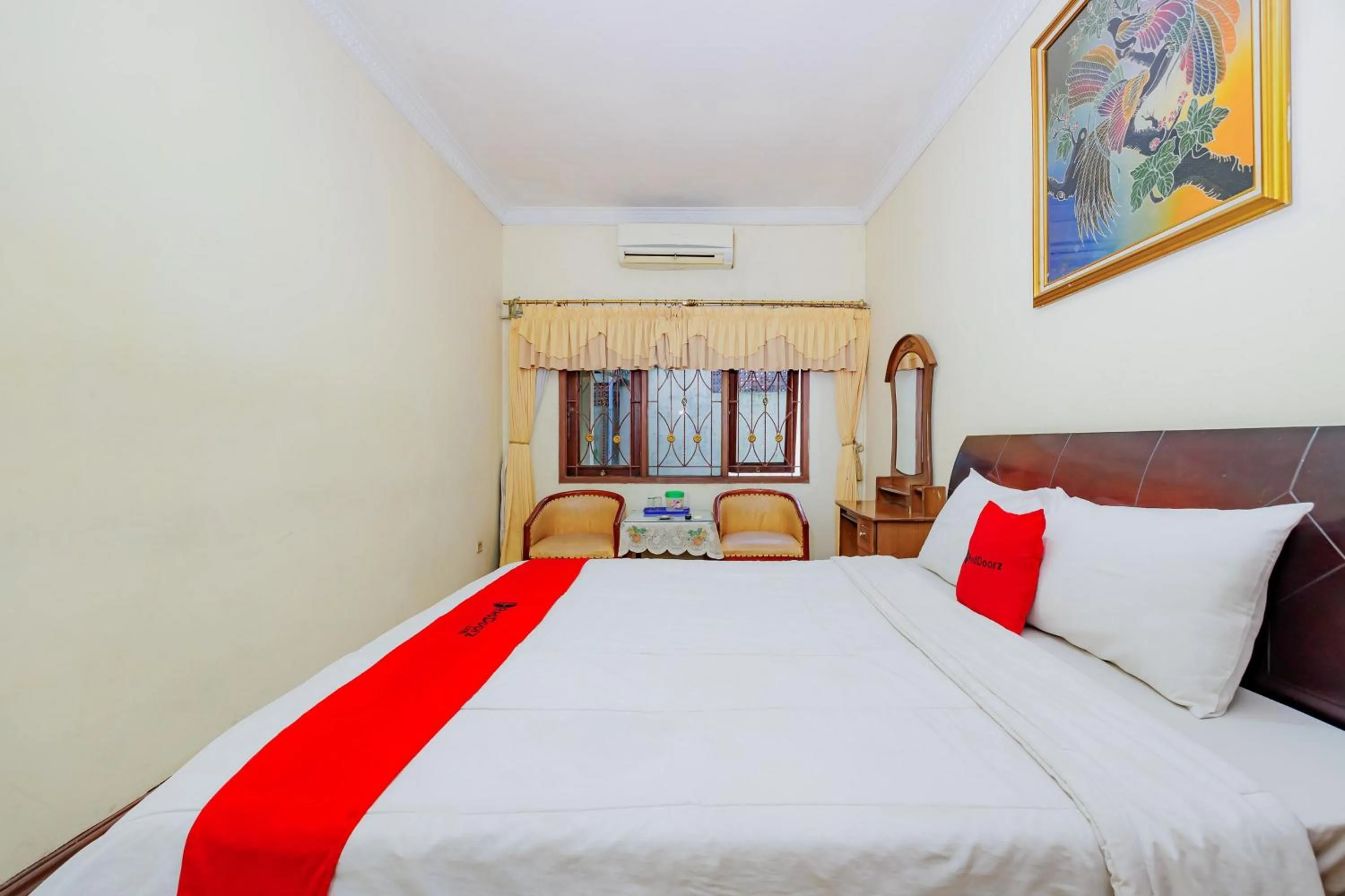Bedroom in RedDoorz at Hotel Andalus Puncak