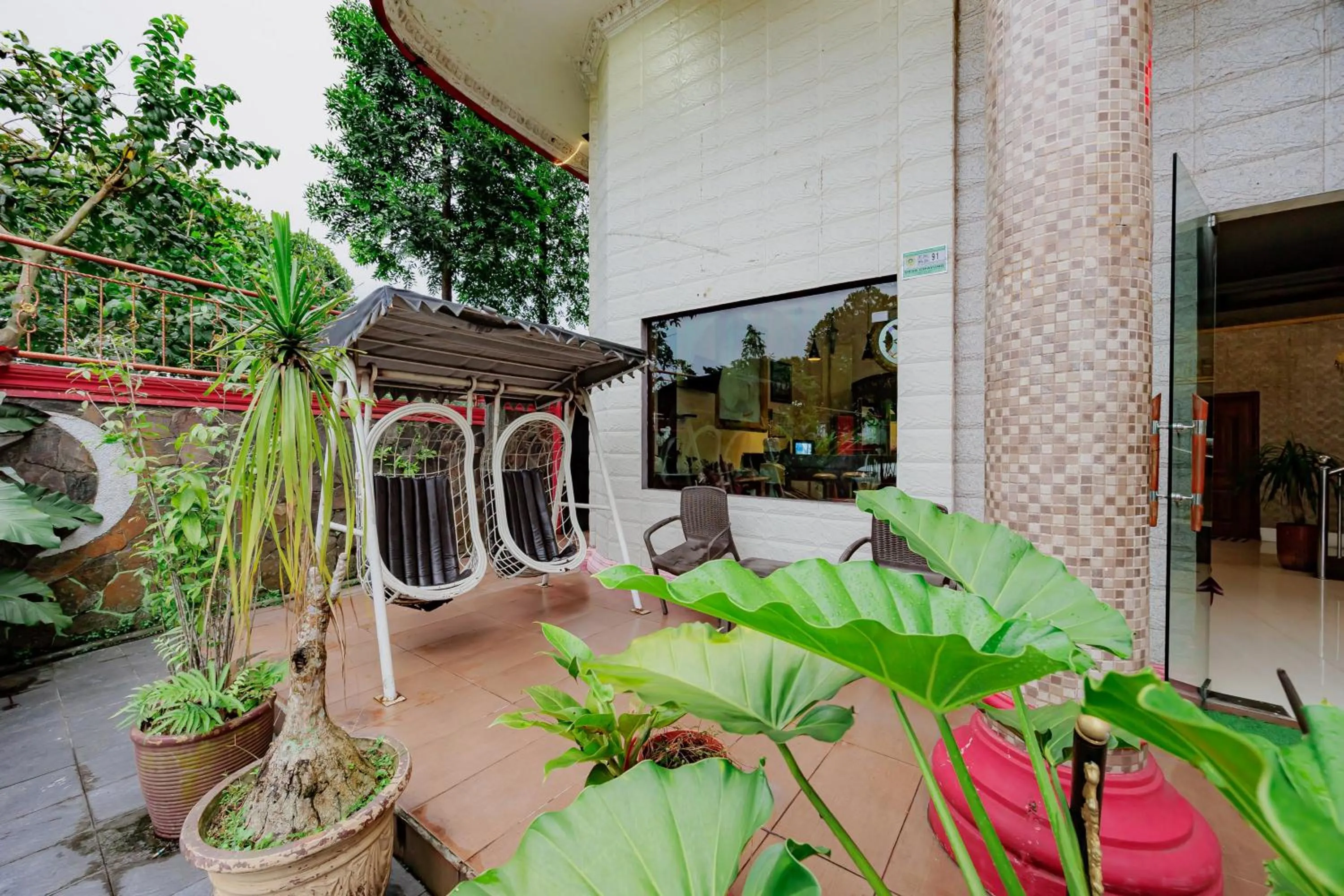 Property building in RedDoorz at Hotel Andalus Puncak