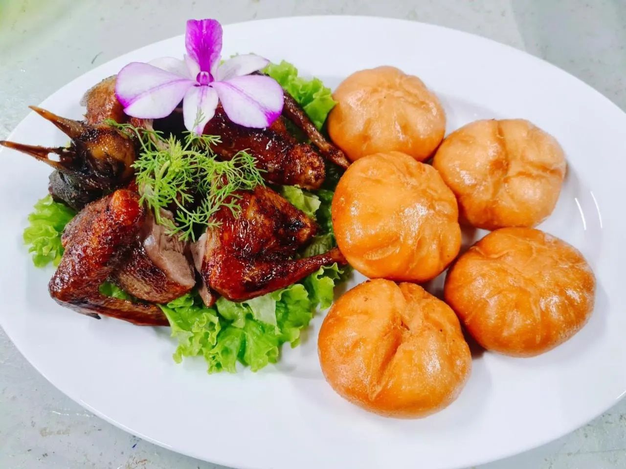 Food in Tan Son Nhat Con Dao Resort