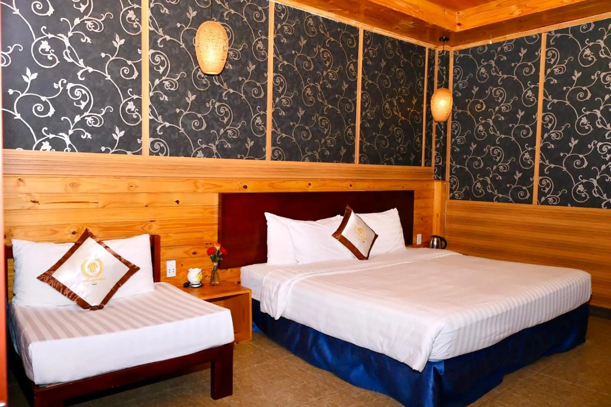 Bed in Tan Son Nhat Con Dao Resort