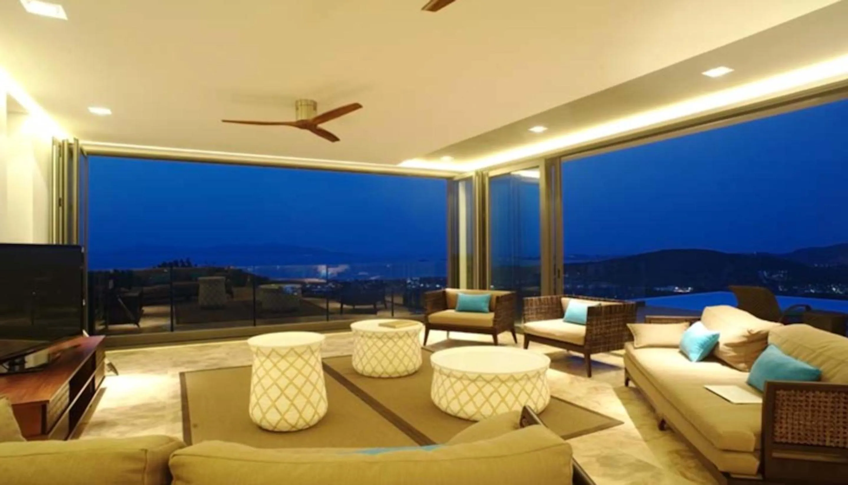 Living room in 9 Bedroom Sea Blue View Villa - 5 Star with Staff SDV080A-By Samui Dream Villas
