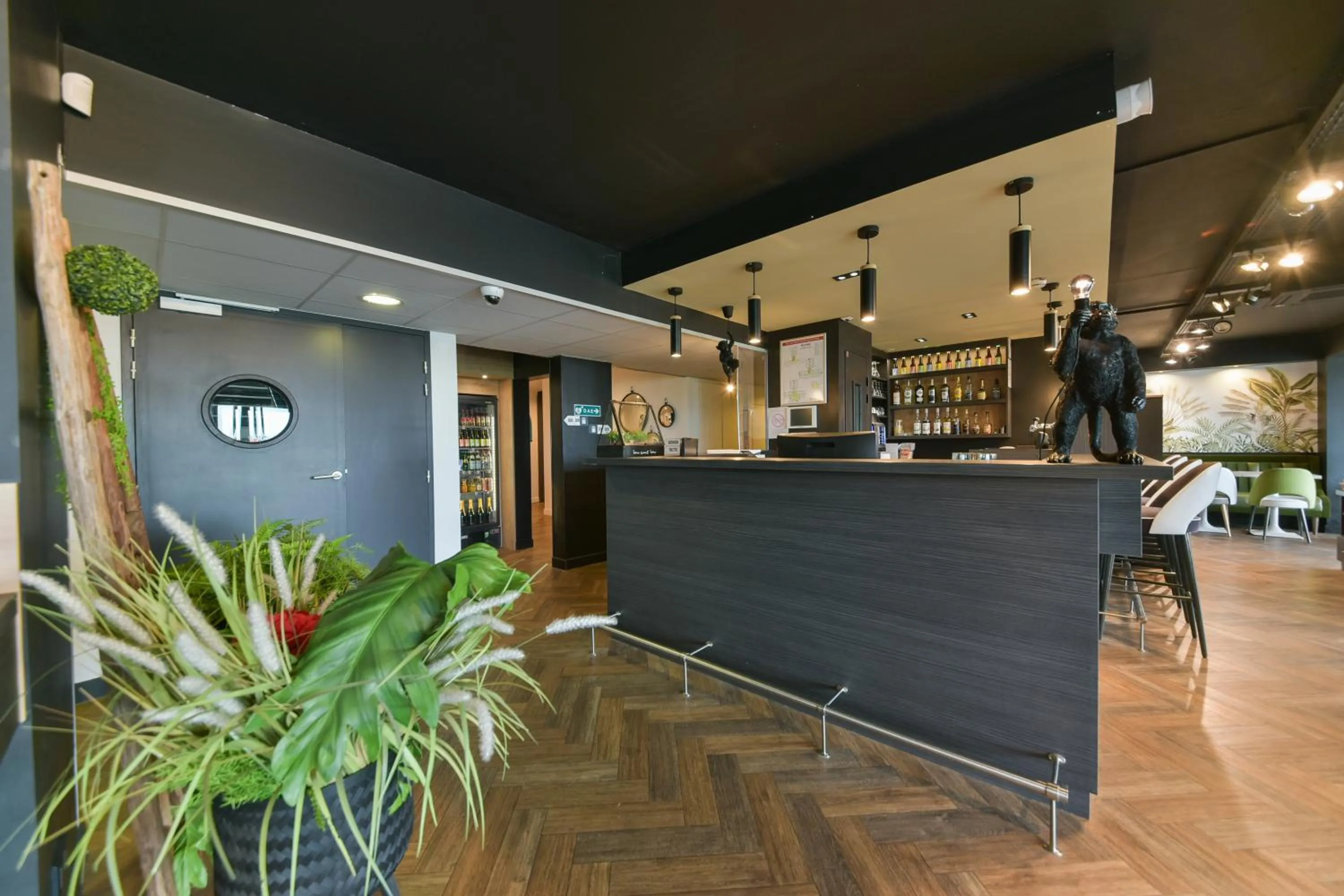 Lobby or reception in Kyriad Crepy En Valois