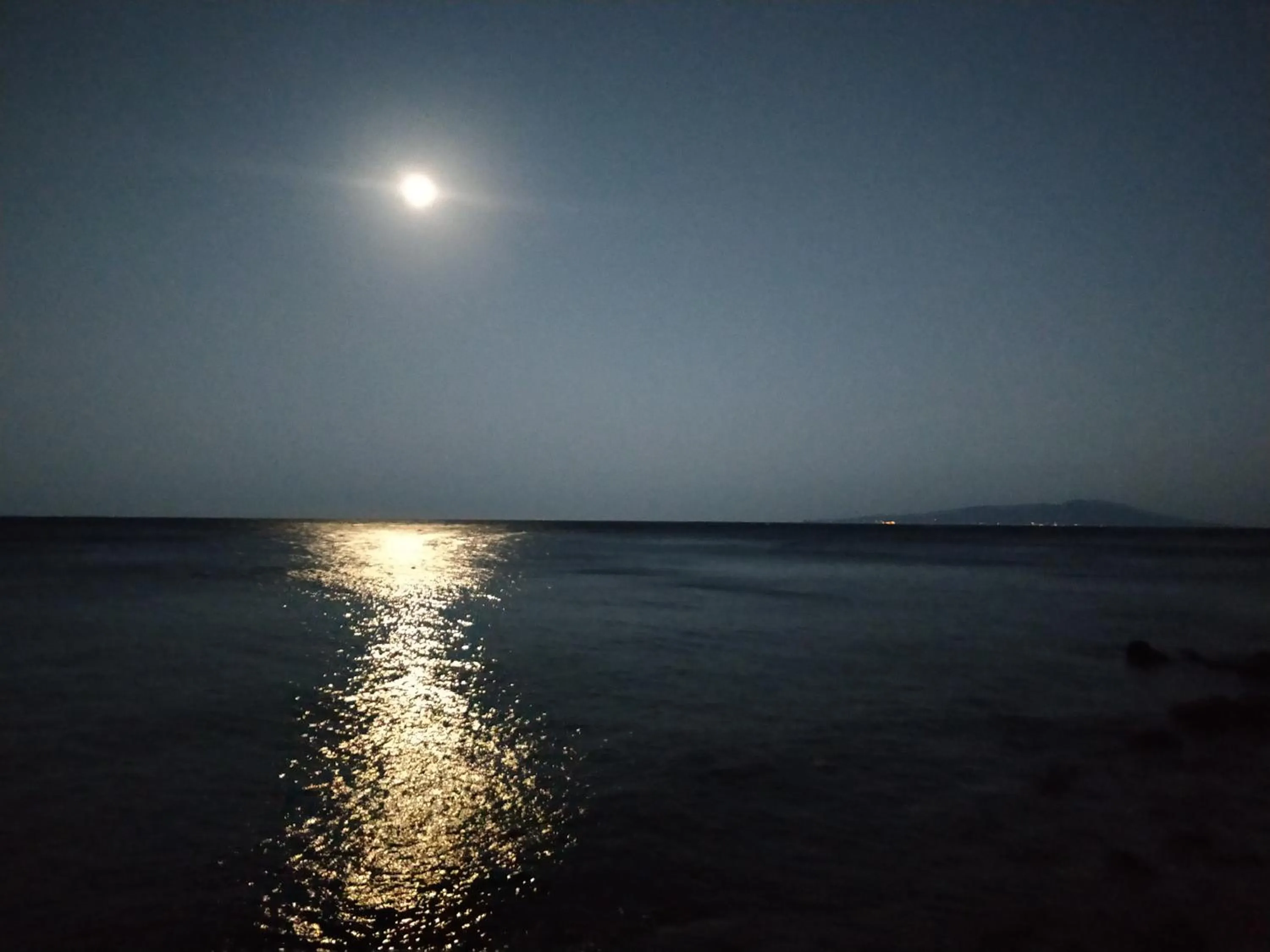 Izu Hokkawa Seaside Guesthouse 伊豆北川の家