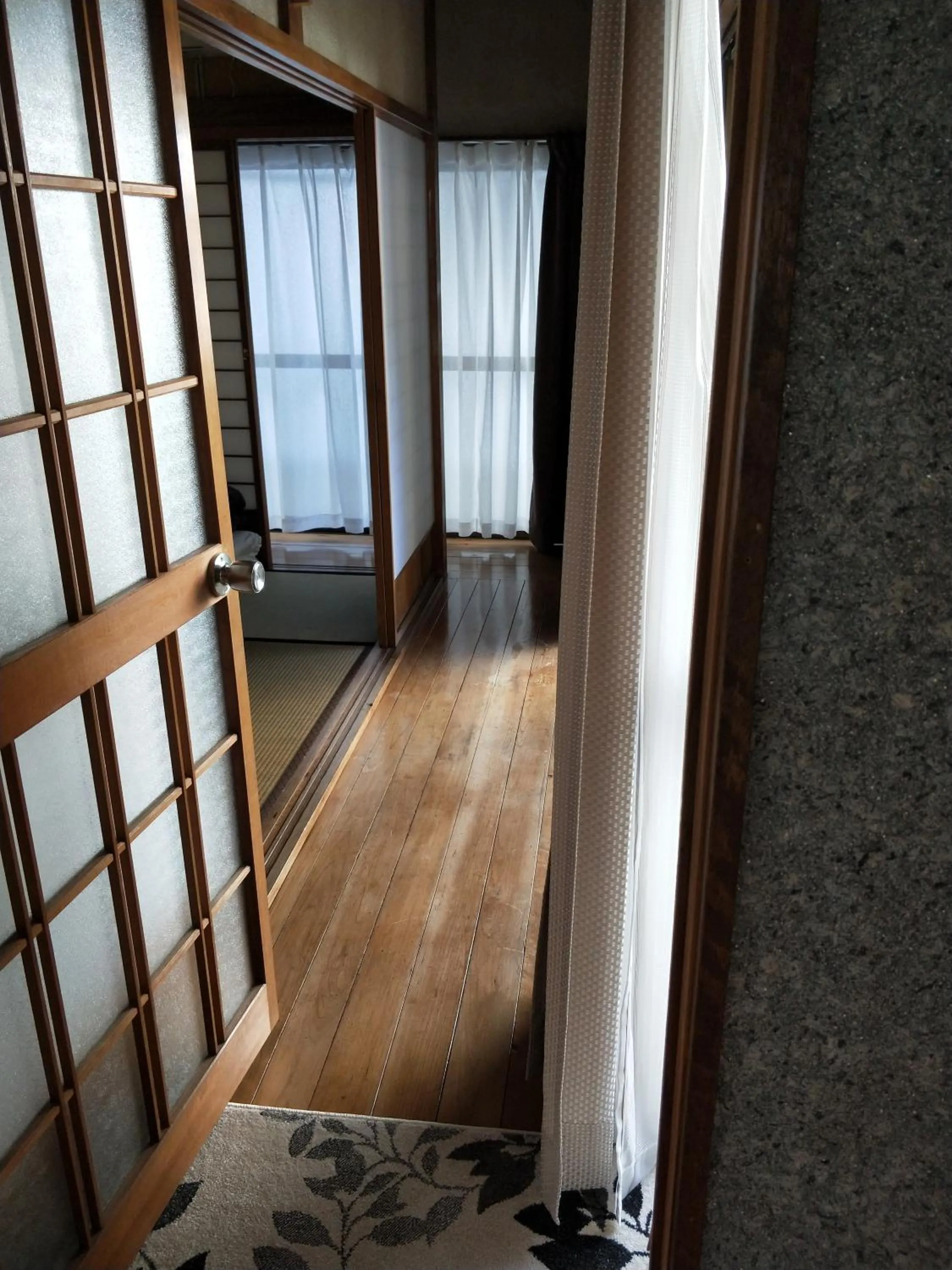 Izu Hokkawa Seaside Guesthouse 伊豆北川の家