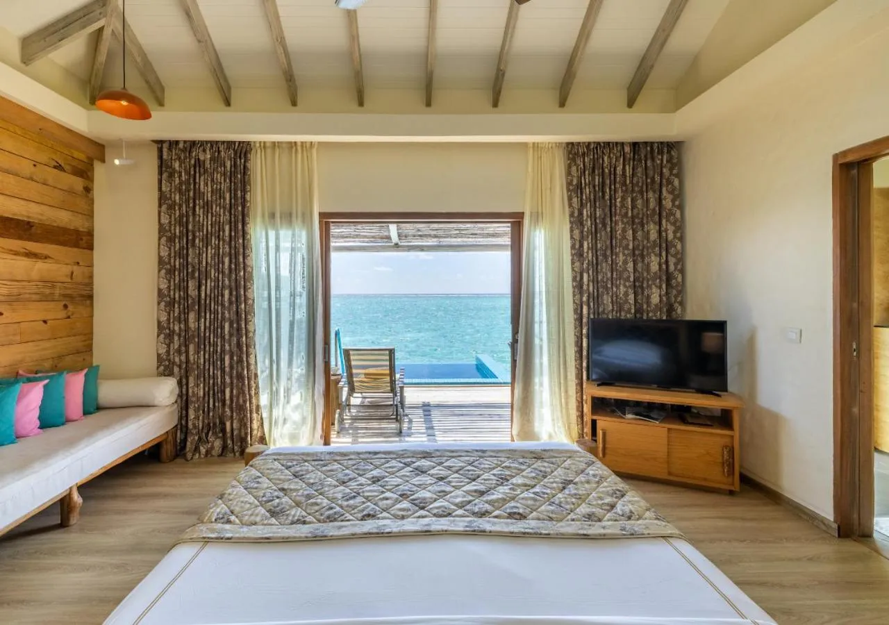 Bed in You & Me Maldives - Adults Only - Premium All-Inclusive