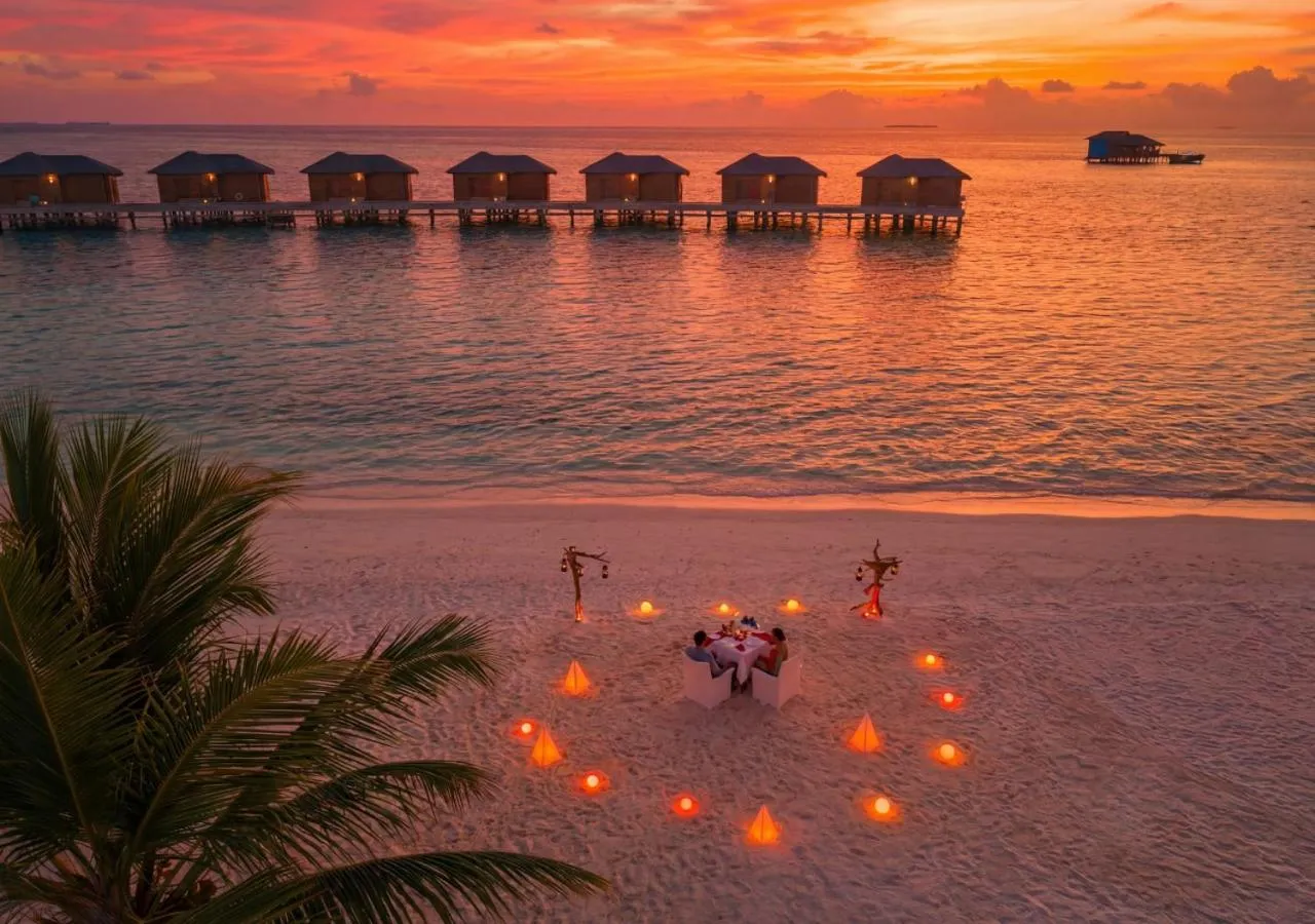 People in You & Me Maldives - Adults Only - Premium All-Inclusive