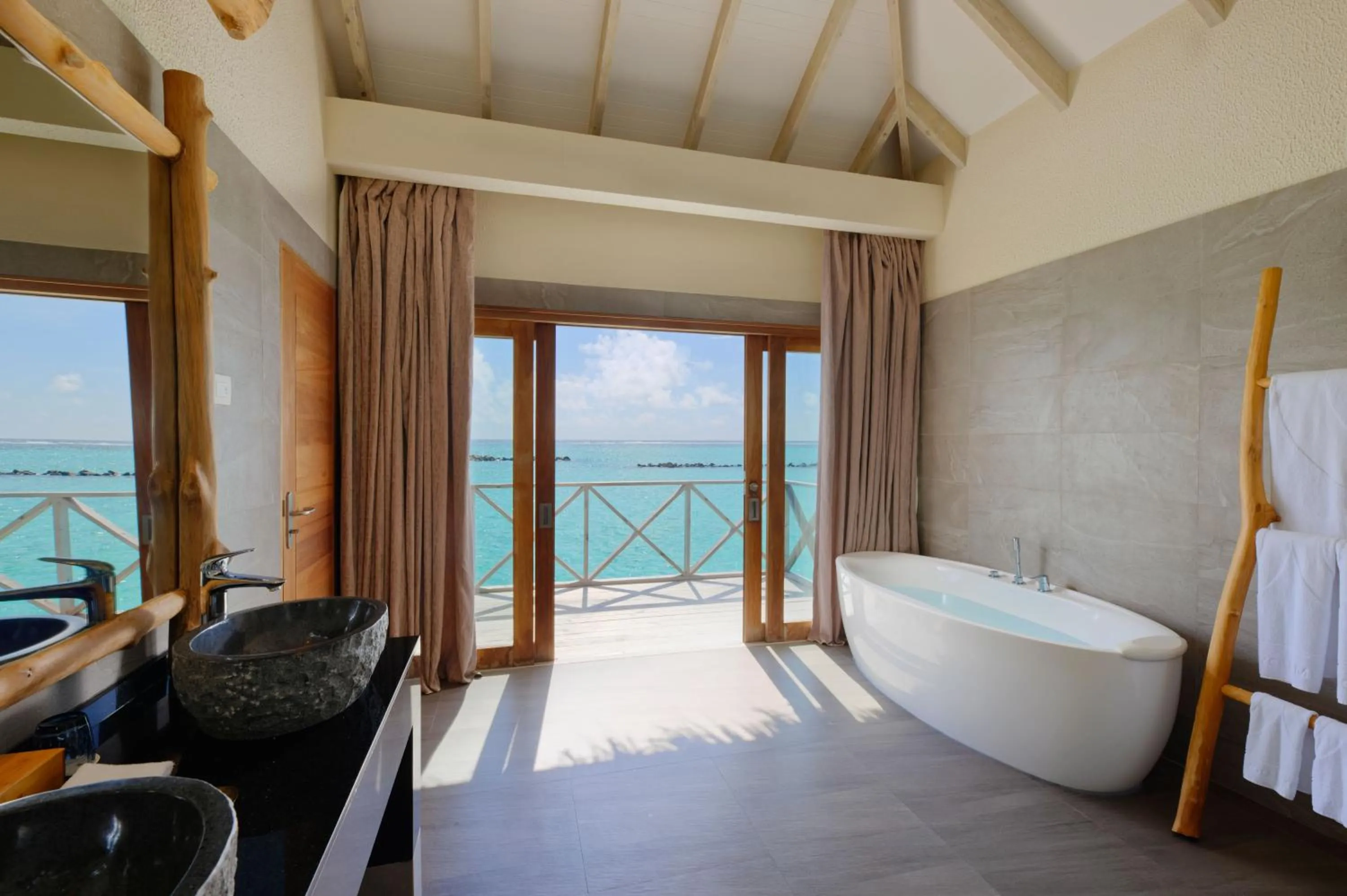 Bath in You & Me Maldives - Adults Only - Premium All-Inclusive