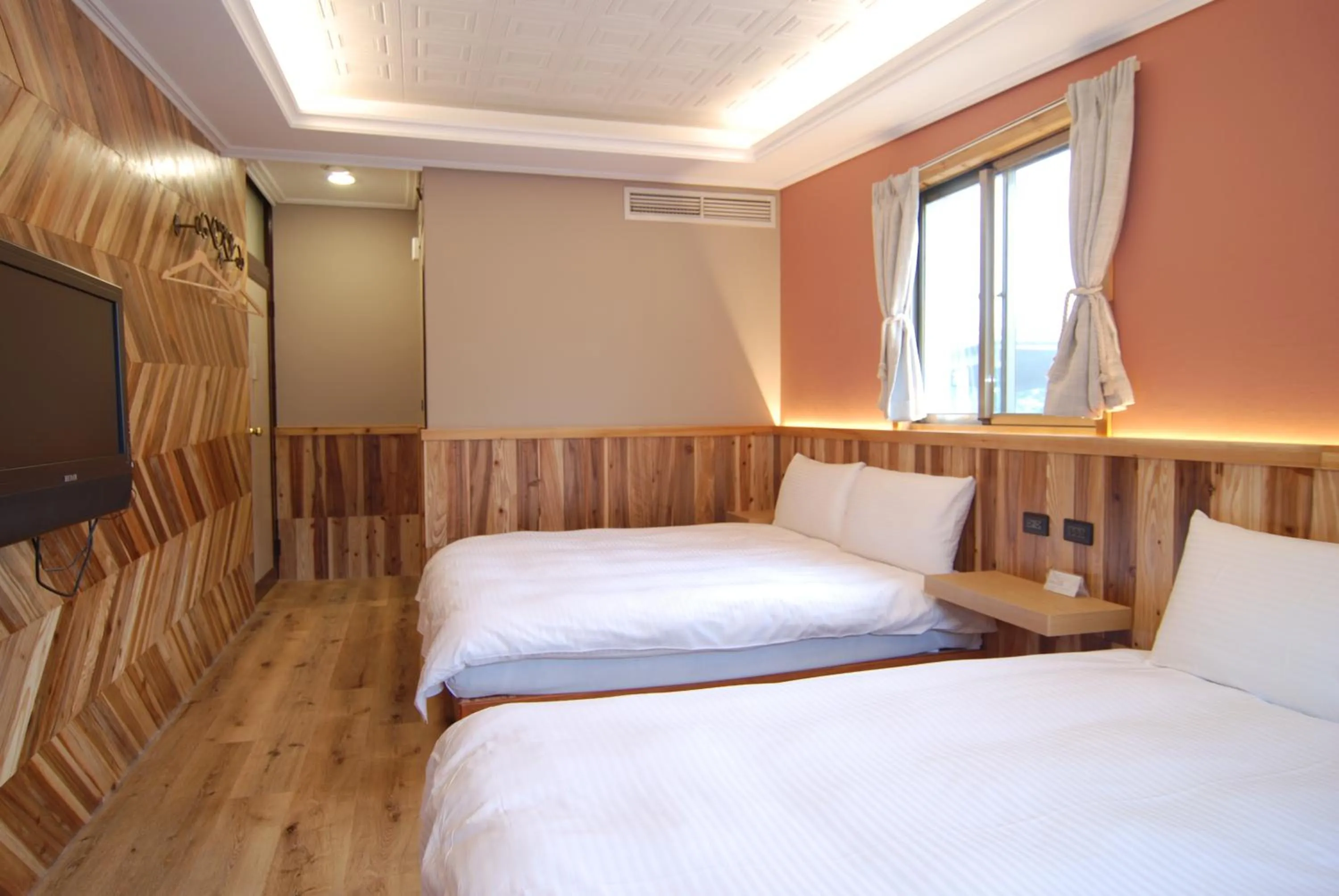 Bed in MountainTraveler