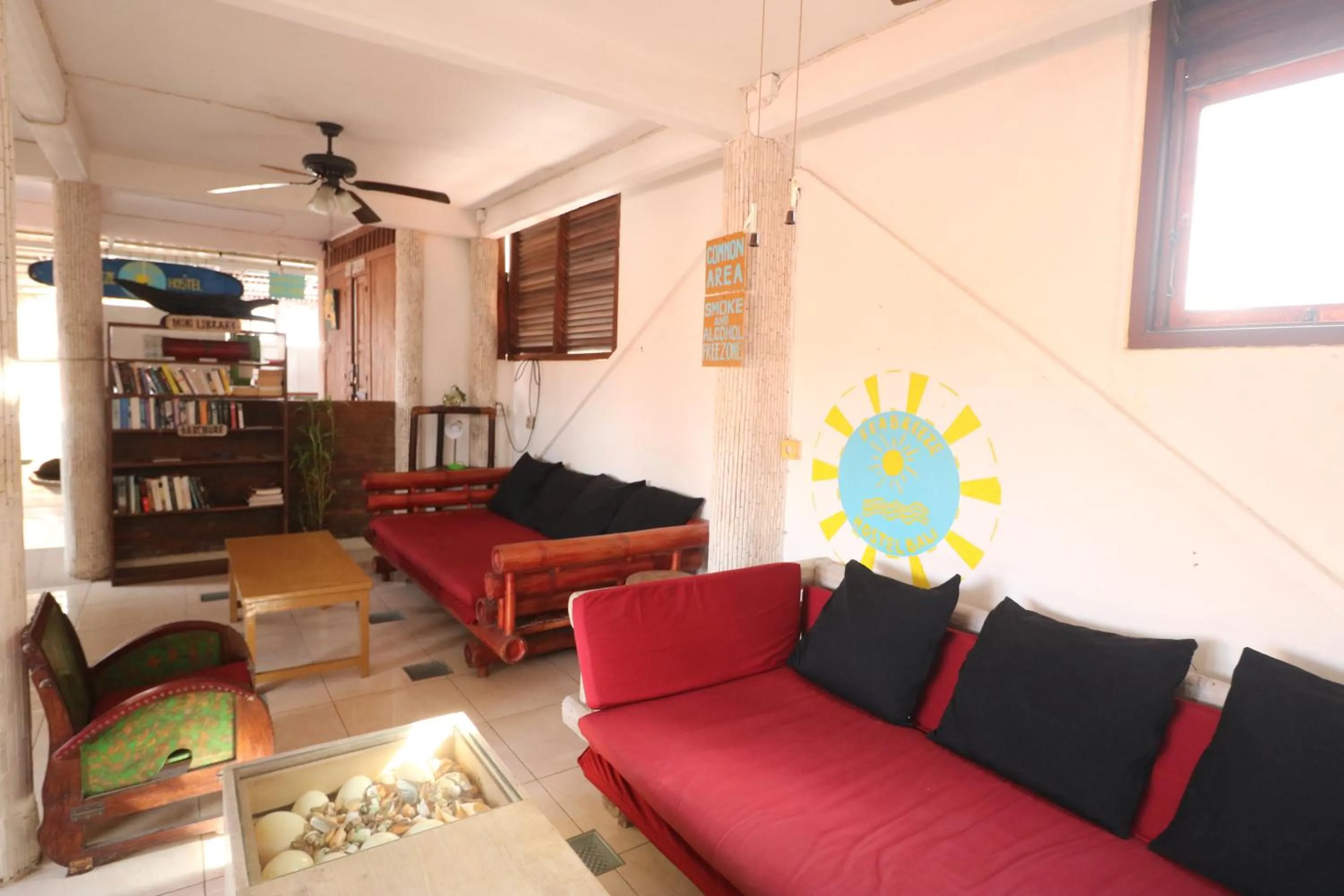 Garden view in Seabreeze Hostel Bali