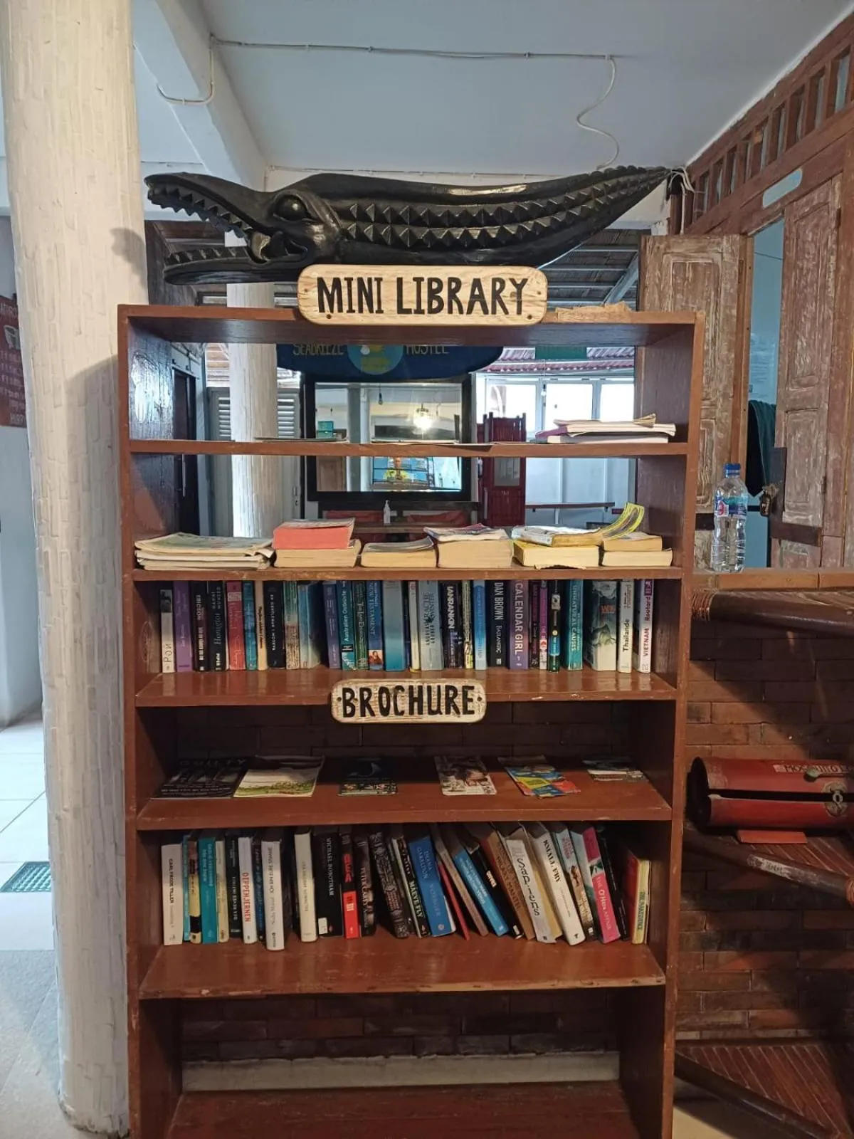 Library in Seabreeze Hostel Bali