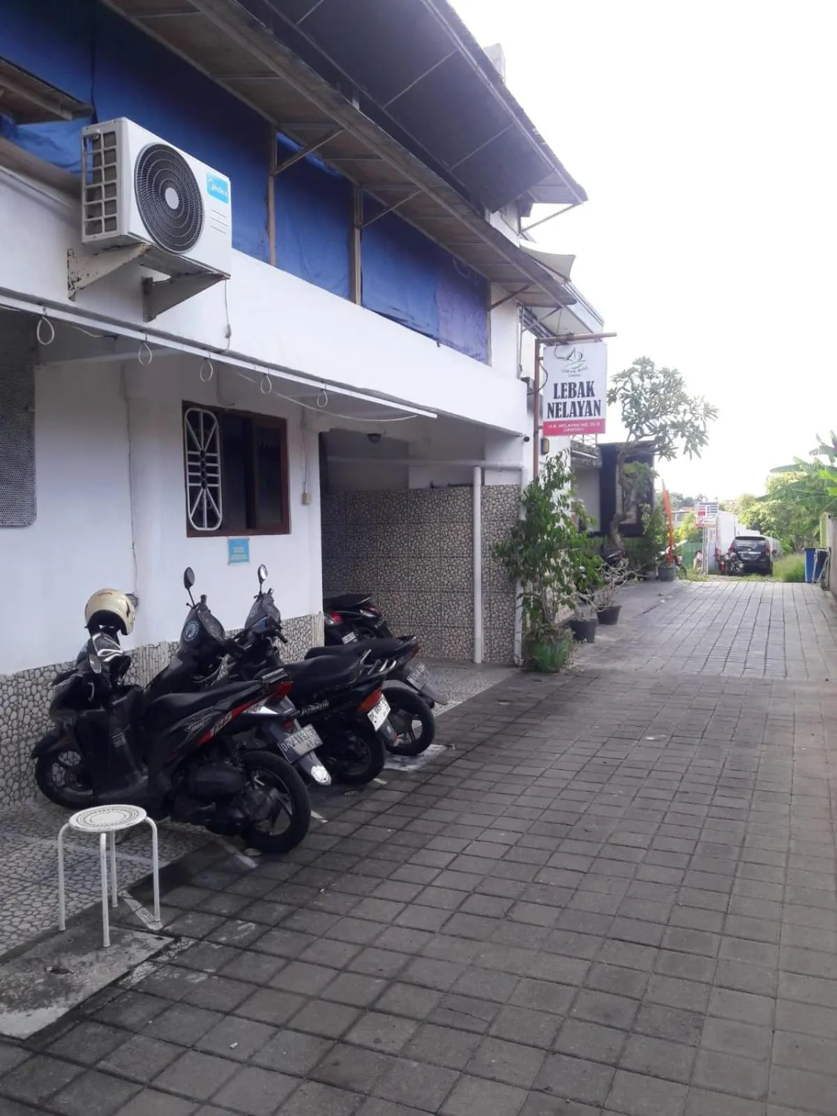 Parking in Seabreeze Hostel Bali