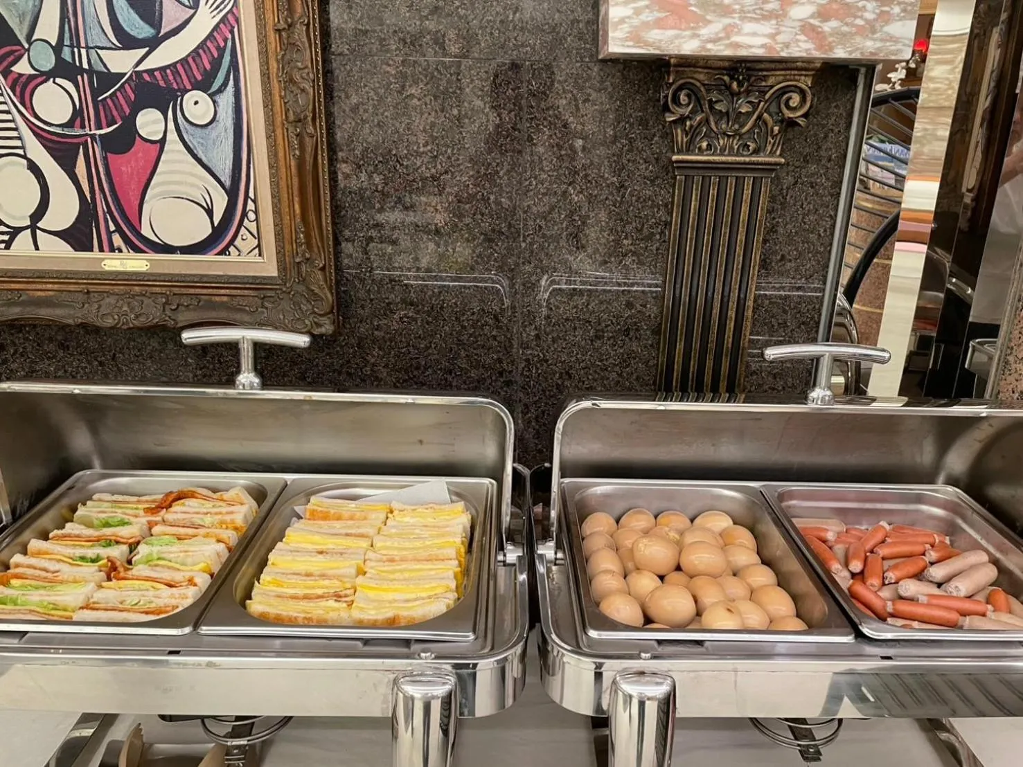 Buffet breakfast in Taipei Charming City Hotel