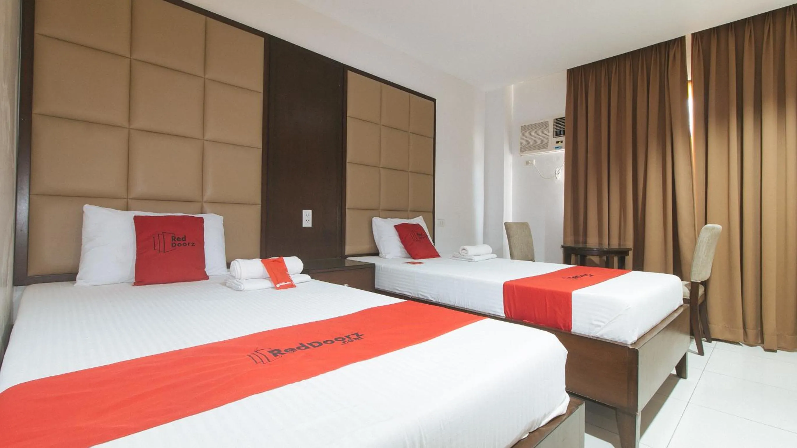 Bedroom, Bed in RedDoorz near Angeles University Foundation