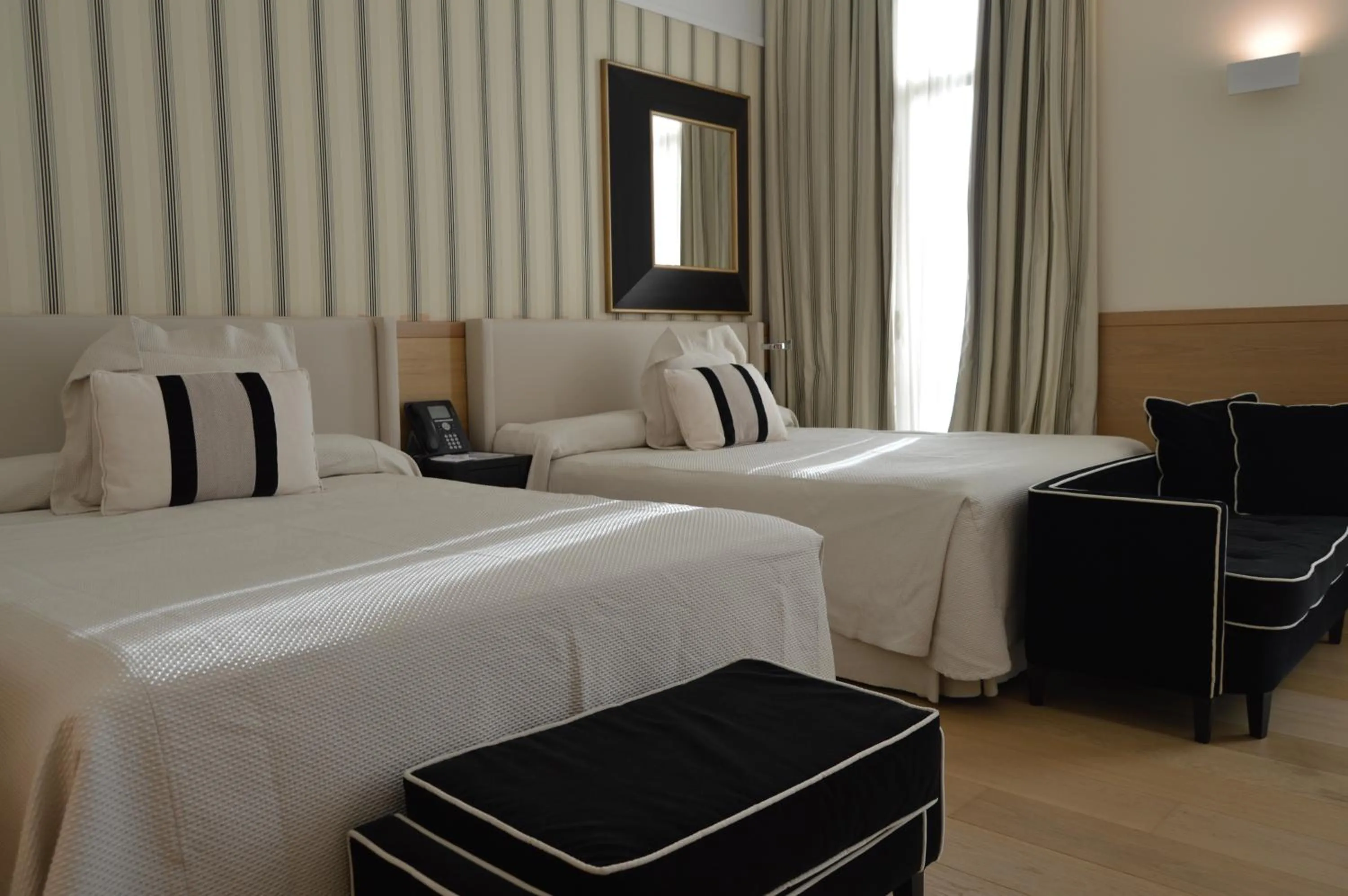 Photo of the whole room, Bed in Gran Hotel Sardinero