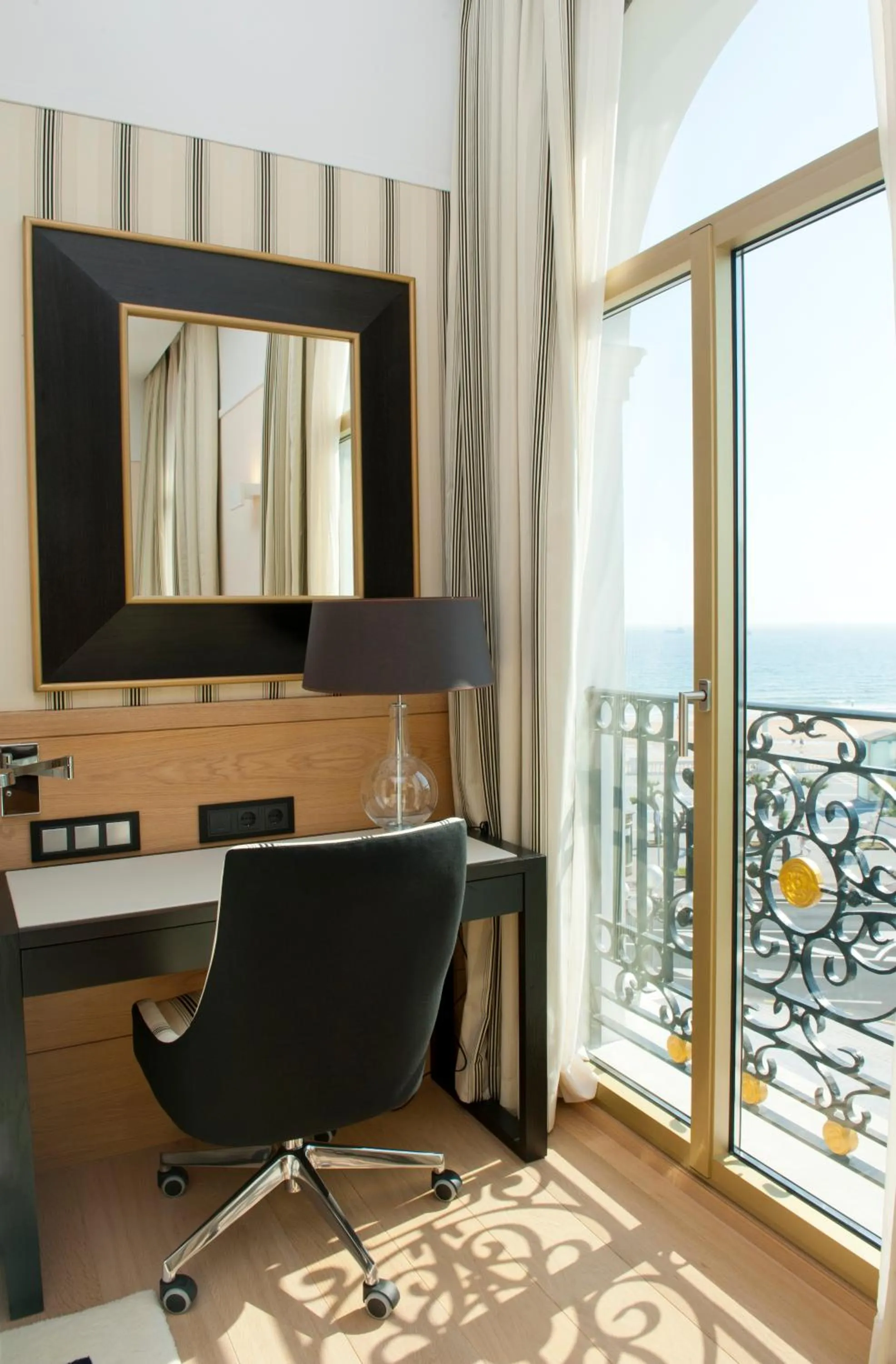 Photo of the whole room in Gran Hotel Sardinero