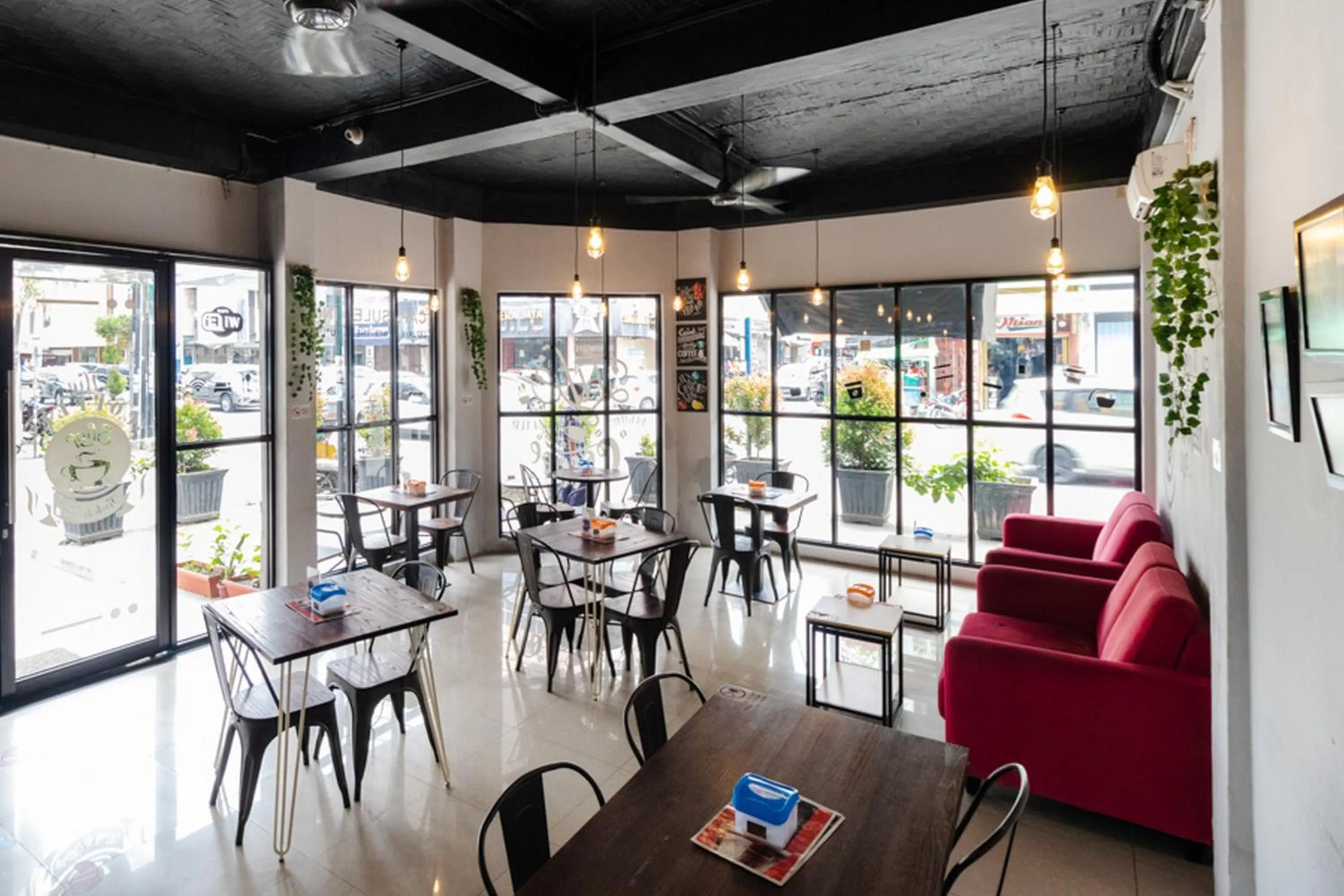 RedDoorz Hostel @ Capsule Inn Medan