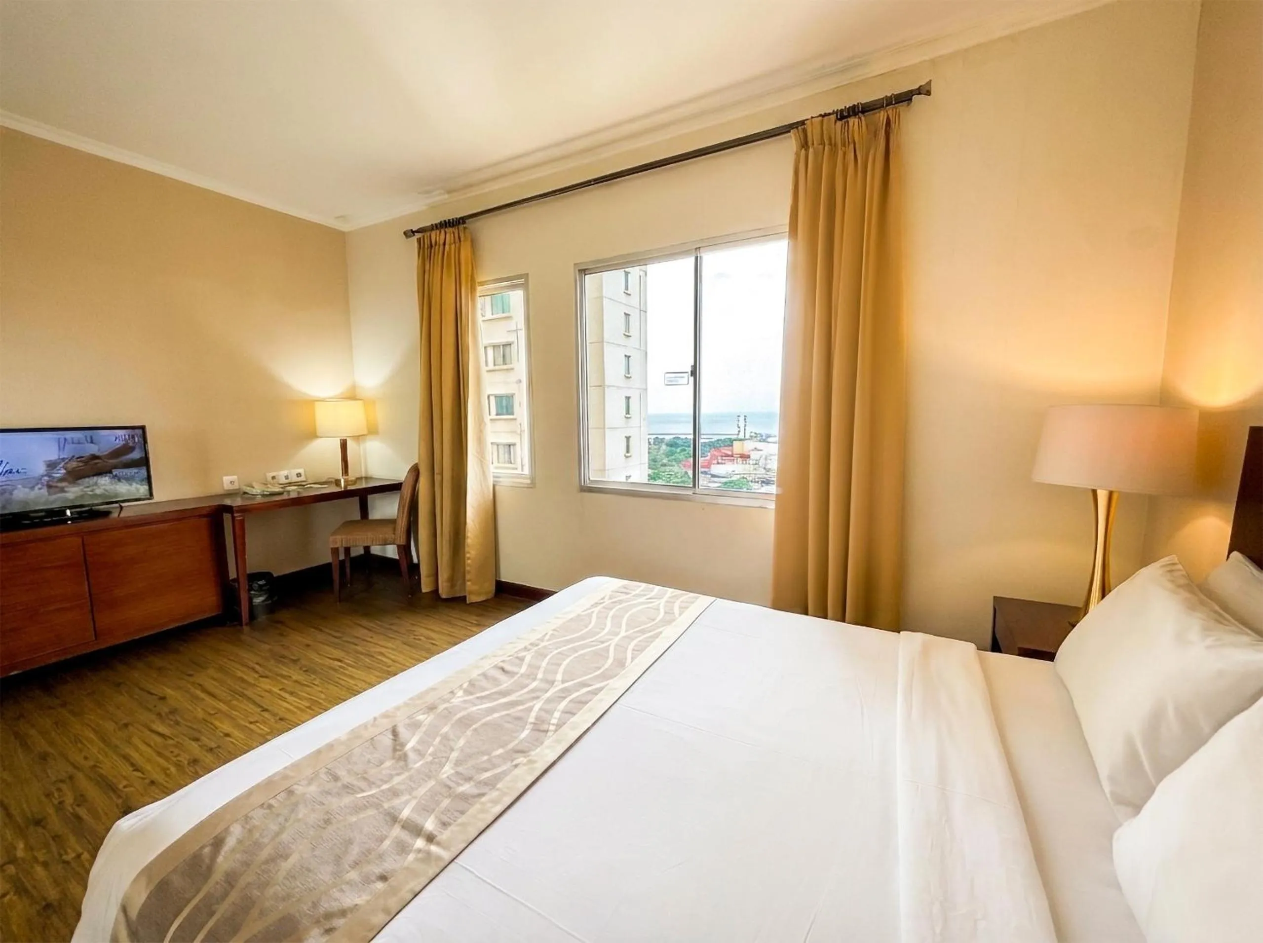Bed in Grand Dafam Ancol Jakarta