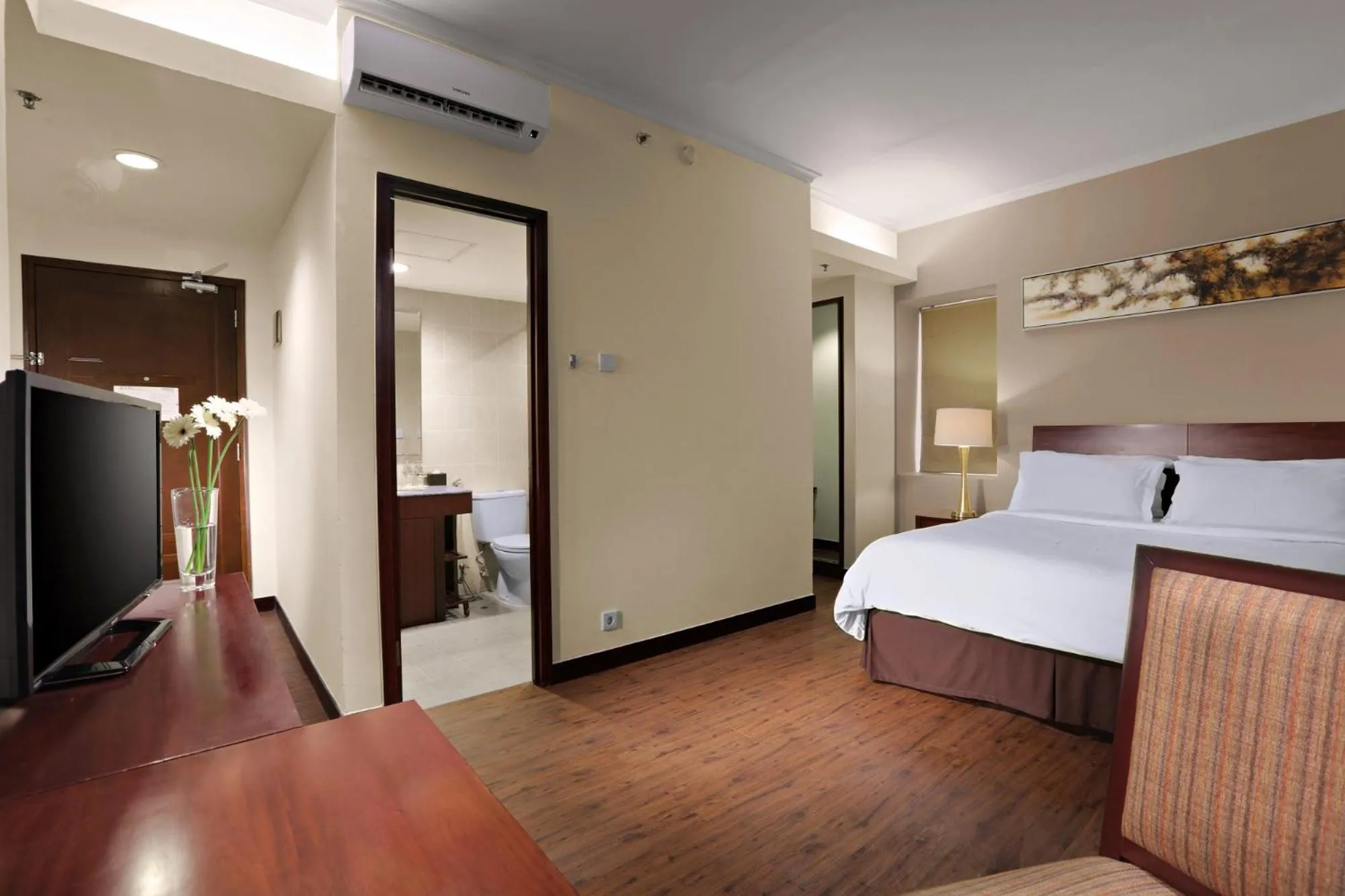 Bedroom, Bed in Grand Dafam Ancol Jakarta