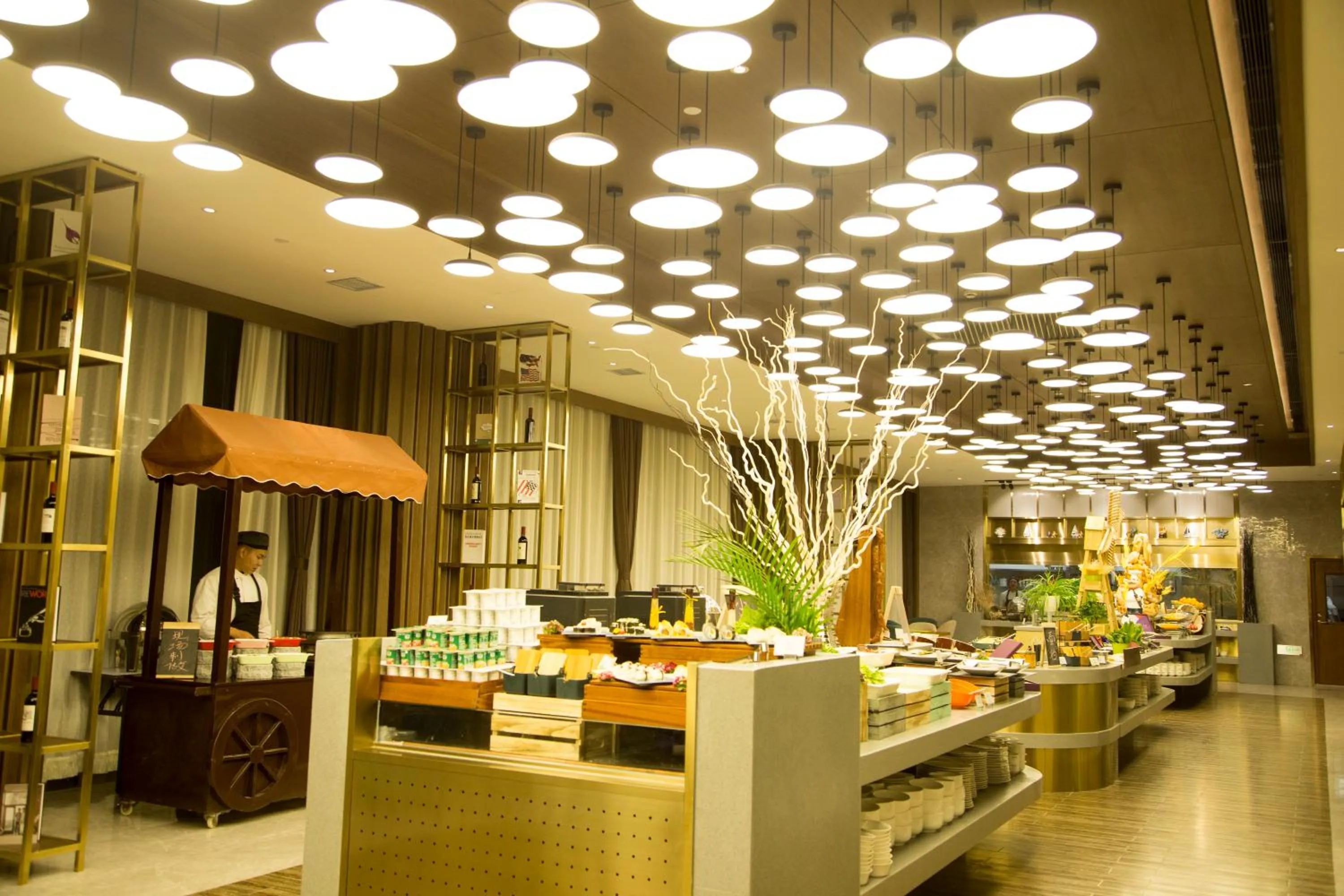 Restaurant/places to eat in Mercure Harbin Songbei