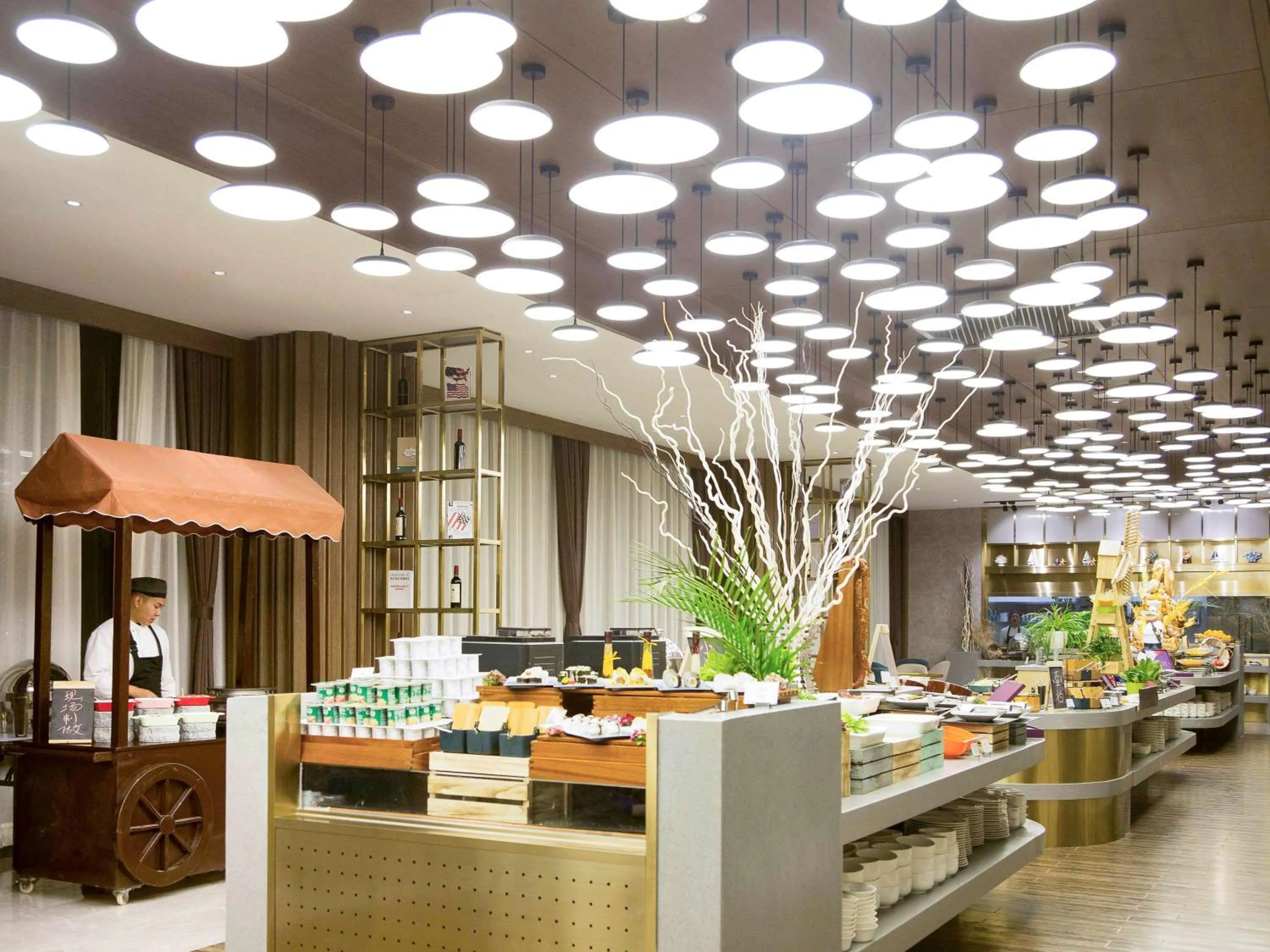 Restaurant/places to eat in Mercure Harbin Songbei