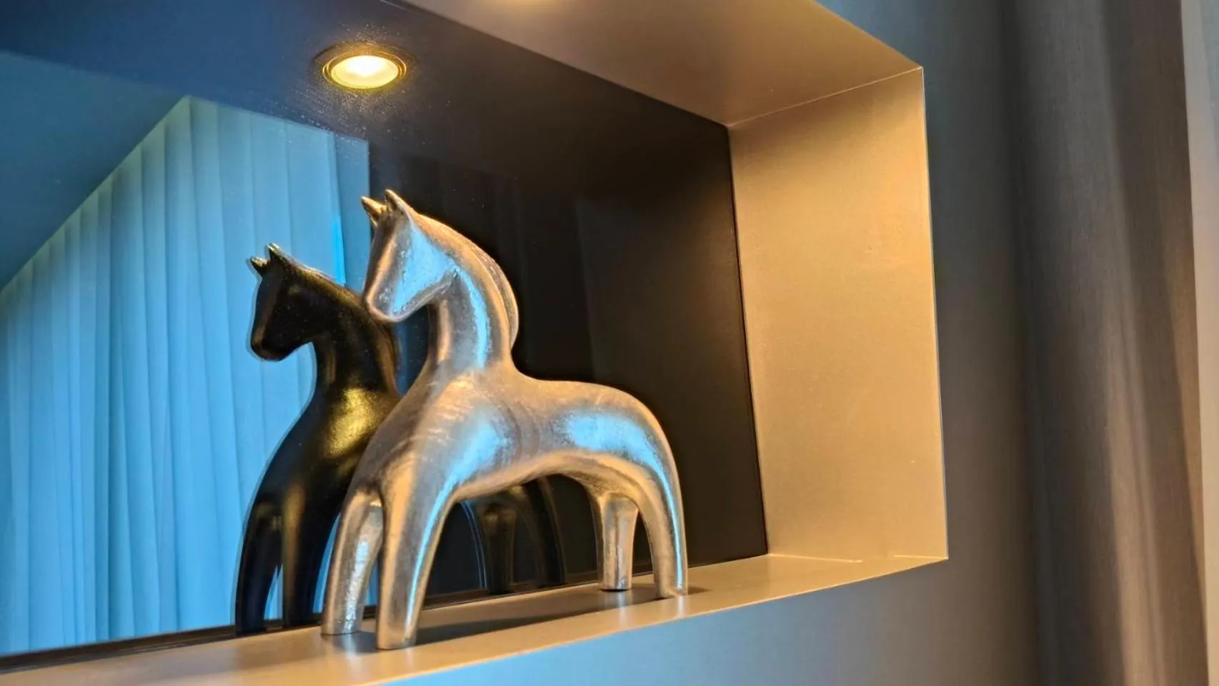 Decorative detail in S Aura Hotel