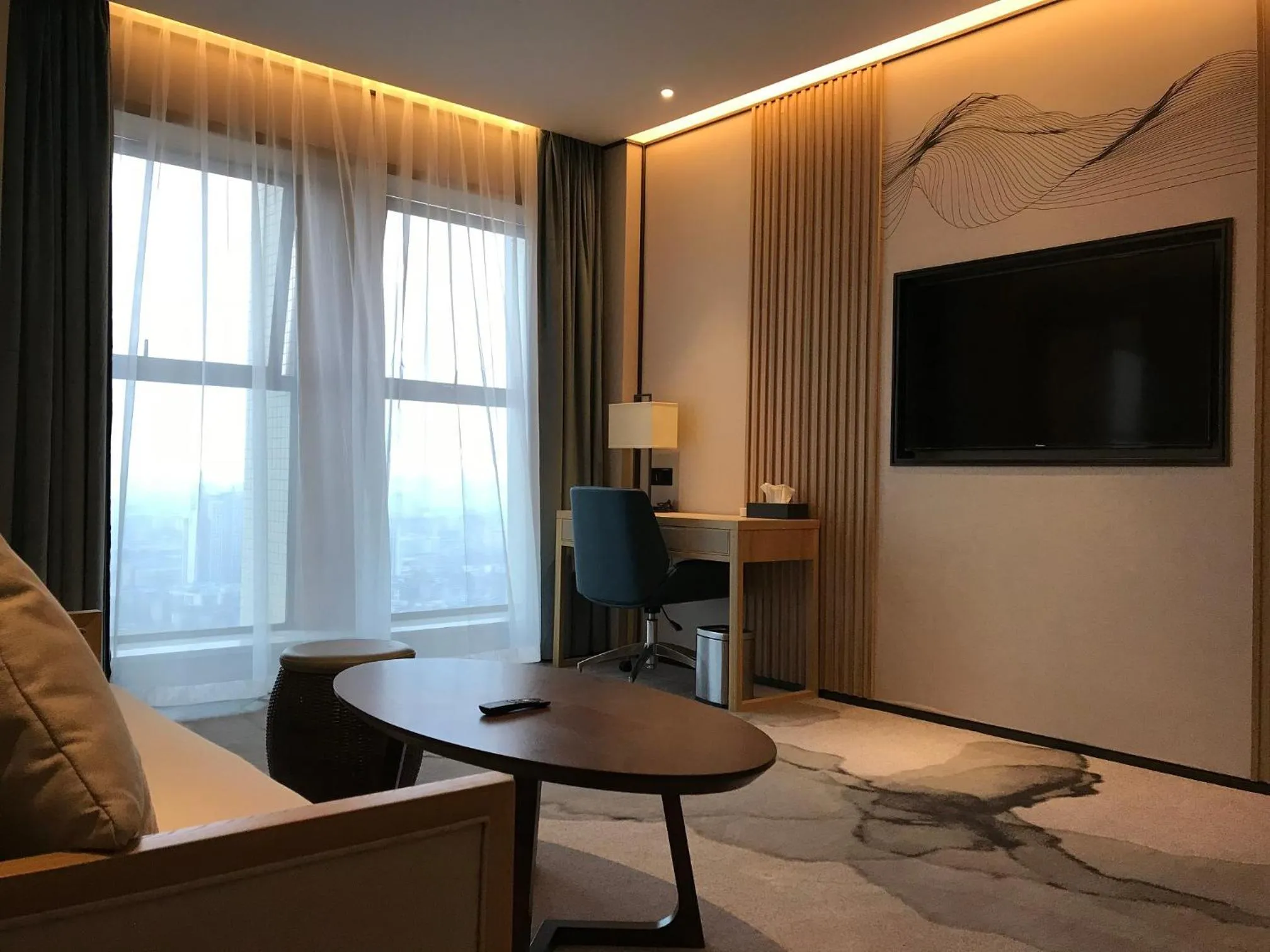 TV and multimedia in Mercure Chengdu Huapaifang
