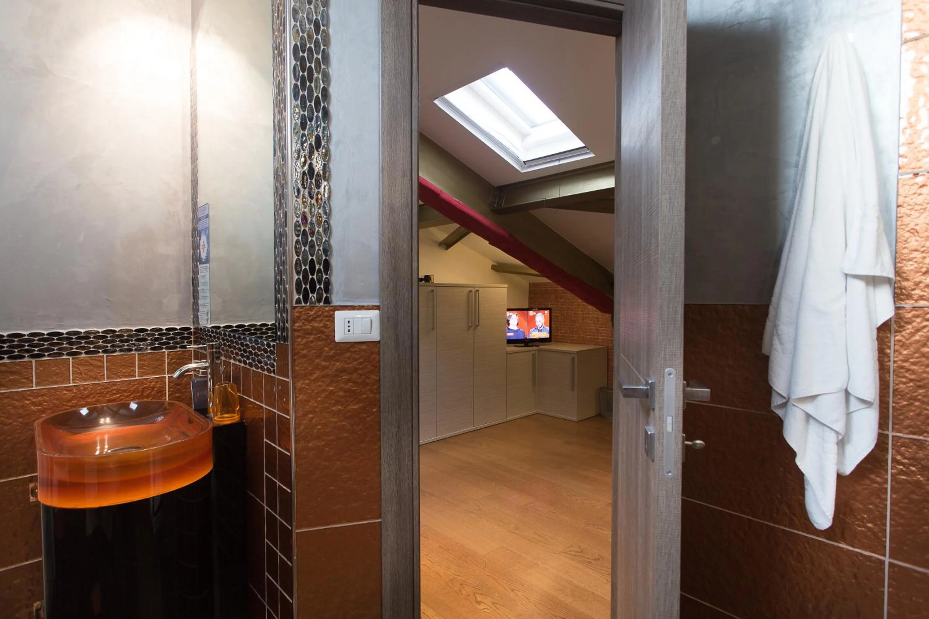 Bathroom in BB SAVOIA Affittacamere